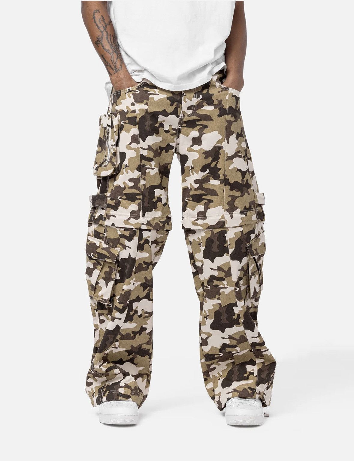 Cargo sand camo pants