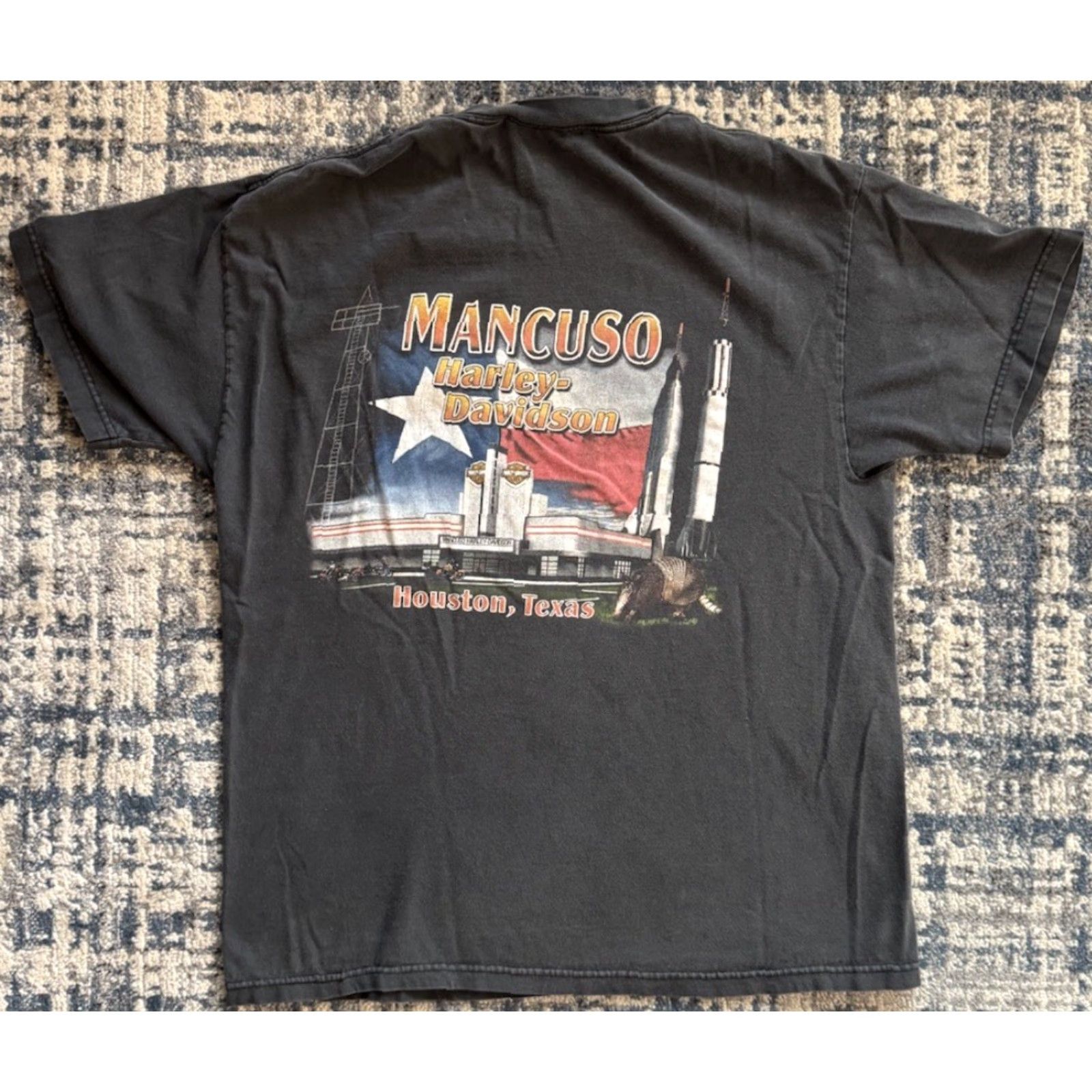 Harley Davidson VINTAGE Harley-Davidson Motorcycles Pocket Tee T-Shirt Logo Graphic Print Black 2003 2000s Men L Crew Neck Short Sleeve Pockets Biker Motorcycle TX Size US L / EU 52-54 / 3 - 4 Thumbnail