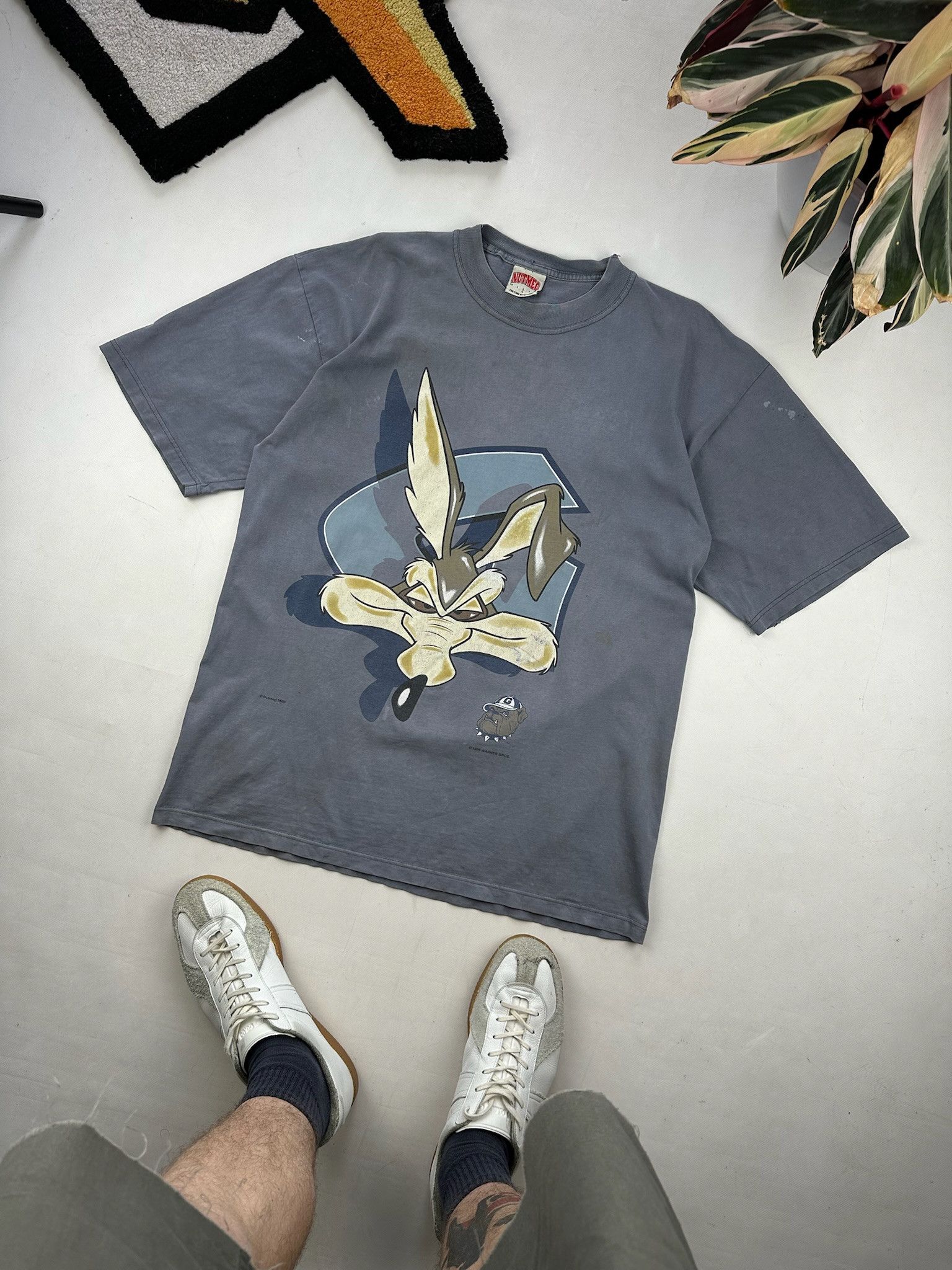 Nutmeg × Vintage × Warner Bros Vintage Wile E Coyote warner bros rare overprint tee 1996 Size US L / EU 52-54 / 3 - 1 Thumbnail