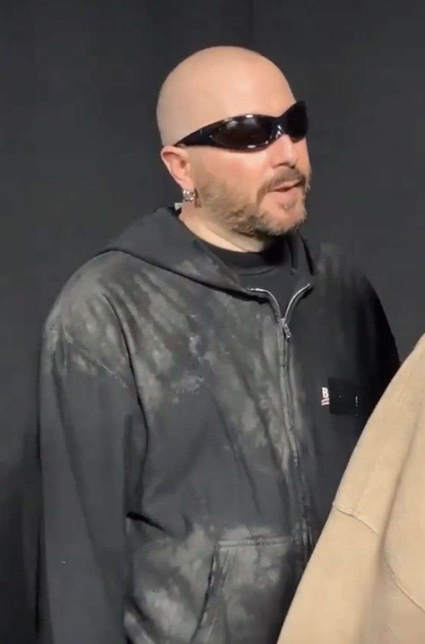 Balenciaga BALENCIAGA Destroyed Mud Gaffer Zip Hoodie Grey Medium Size US M / EU 48-50 / 2 - 25 Thumbnail