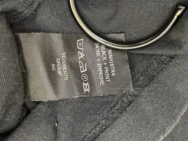 Vetements VETEMENTS Titanic Hooded Sweatshirt Size US S / EU 44-46 / 1 - 6 Thumbnail