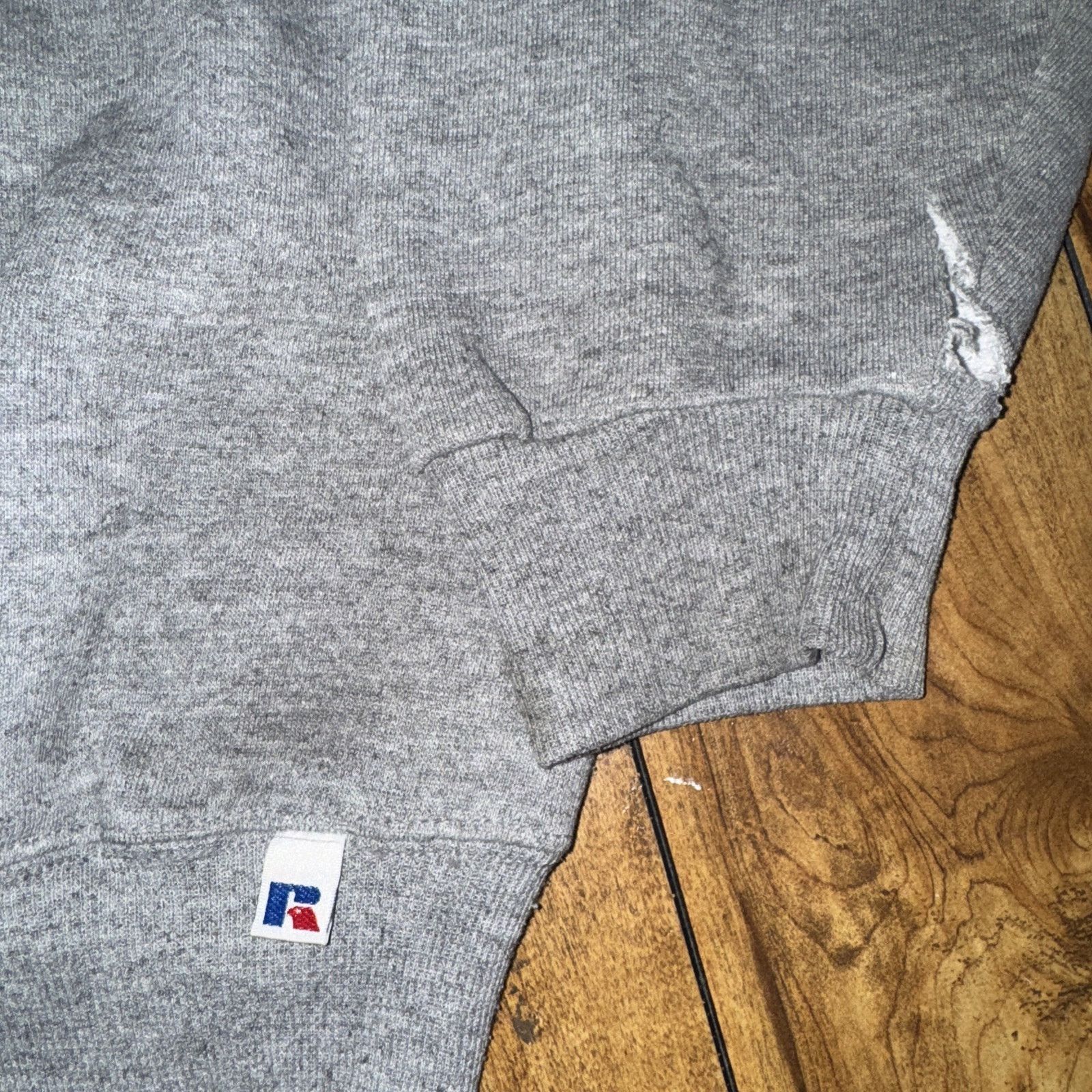 Russell Athletic × Vintage Russell Athletic Crewneck Sweater Gray 2XL 27x28 Distressed Size US XXL / EU 58 / 5 - 2 Thumbnail