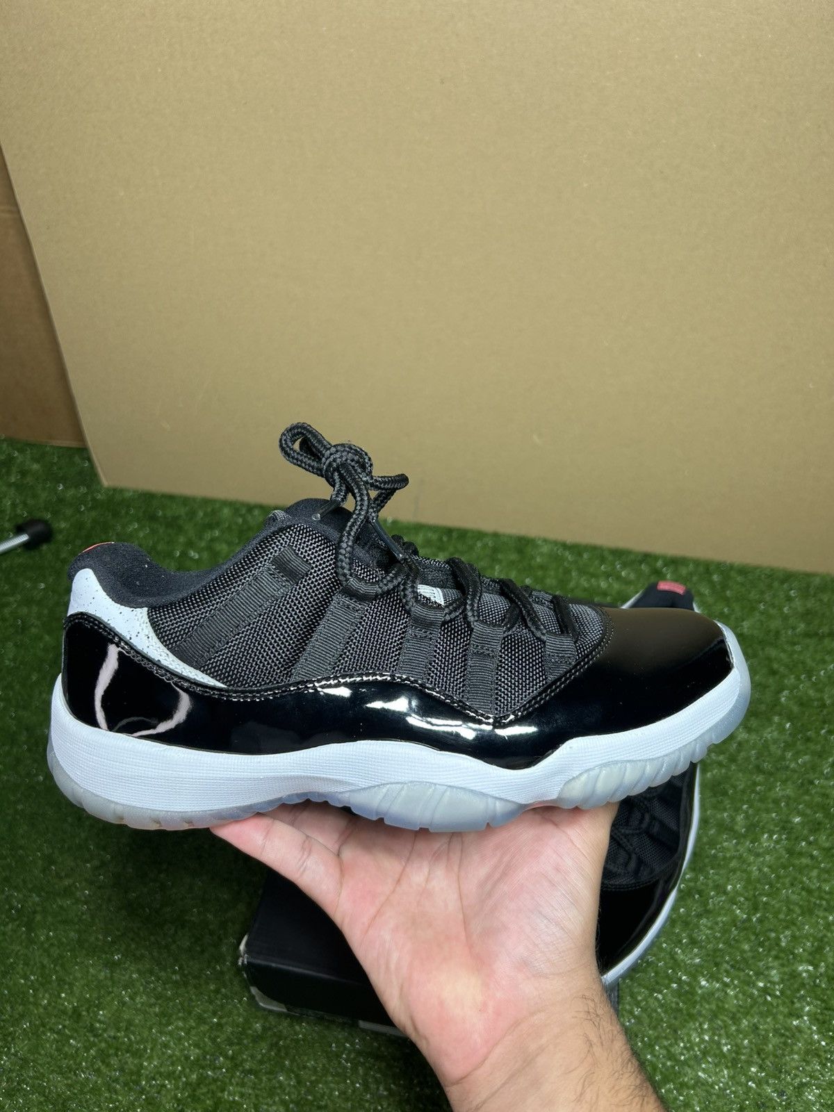Jordan Brand Jordan 11 low Infared Size US 7.5 / EU 40-41 - 5 Thumbnail