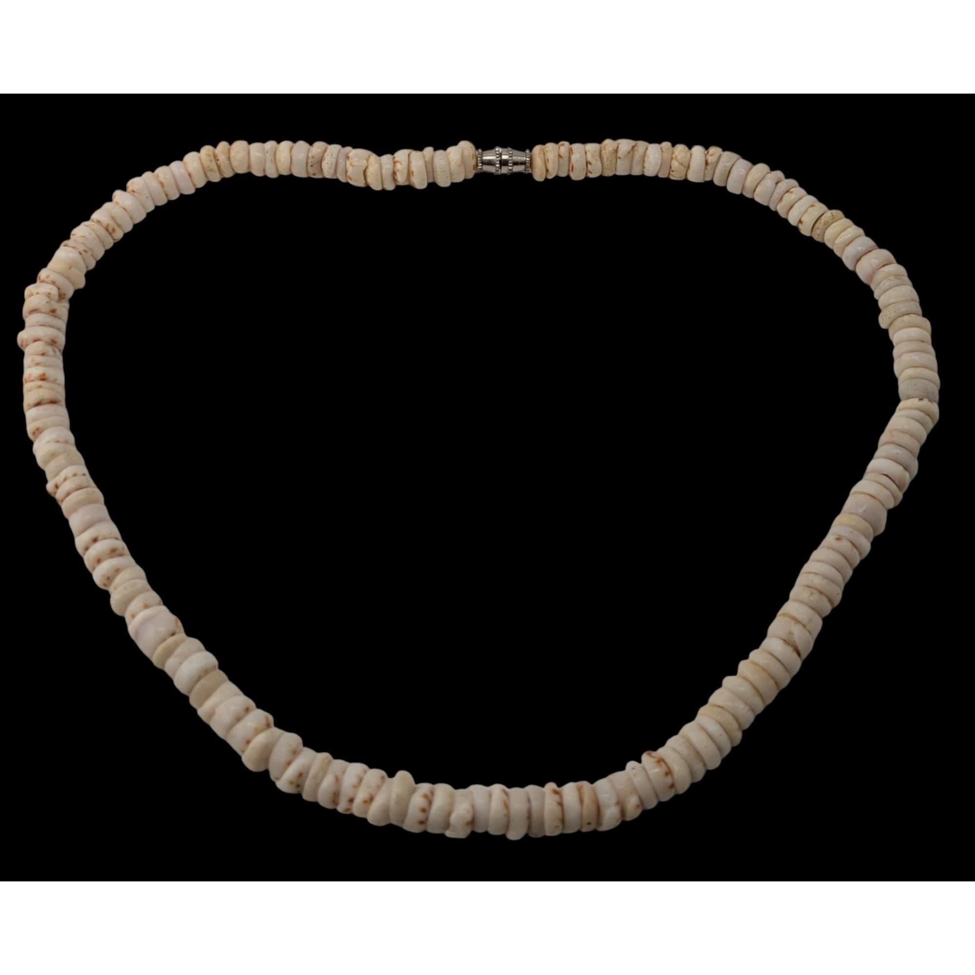 Other Vintage Beachy White Shell Bead Necklace Size ONE SIZE - 1 Thumbnail