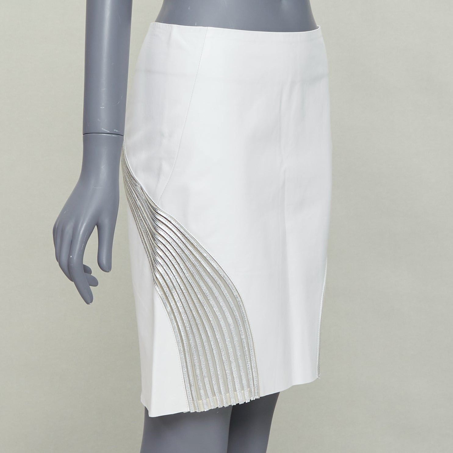 Jitrois JEAN CLAUDE JITROIS white leather silver silk applique pencil skirt IT36 XXS Size 25" / US 0 / IT 36 - 1 Thumbnail