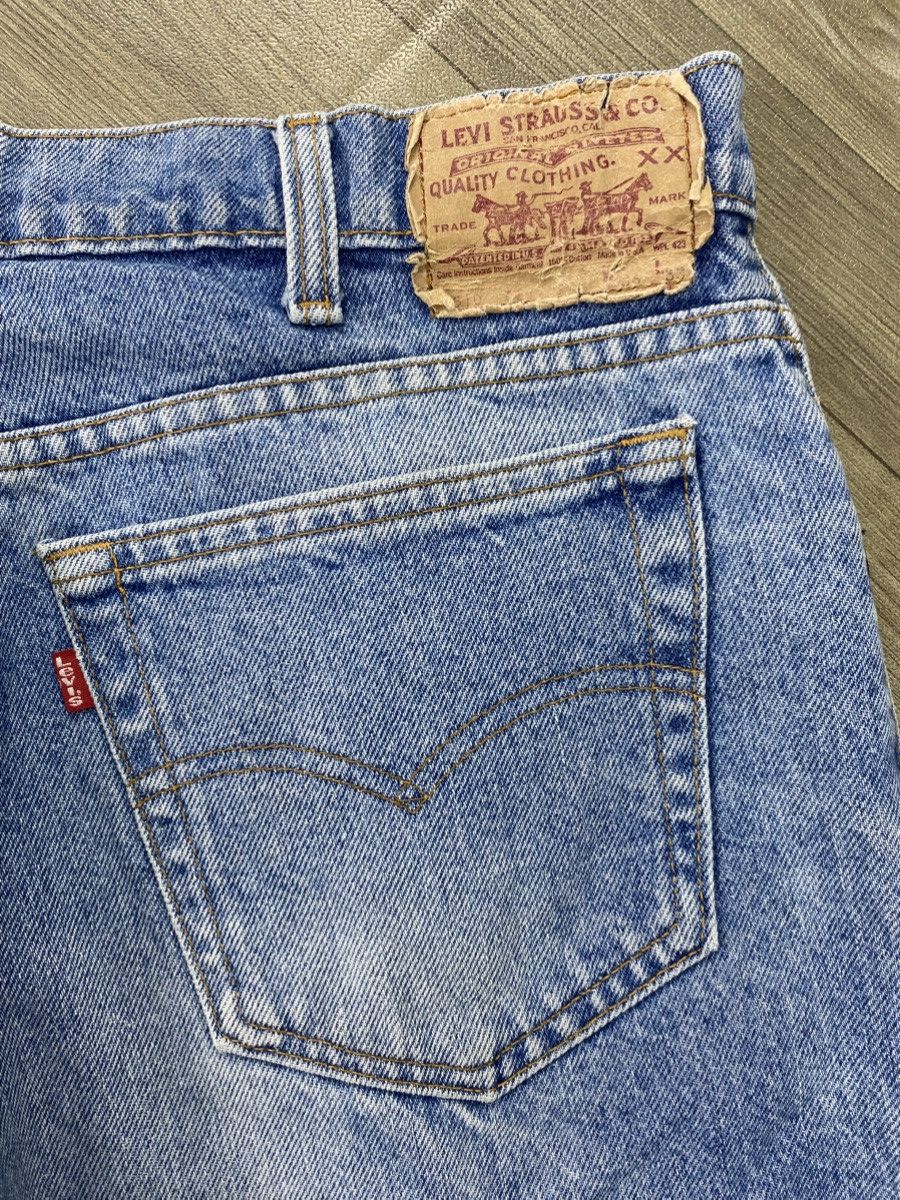 Levi's Vintage Clothing 🇺🇸1990s Vintage Levis 501 USA Straight 36x33 Light Blue Jeans Size US 33 - 13 Thumbnail