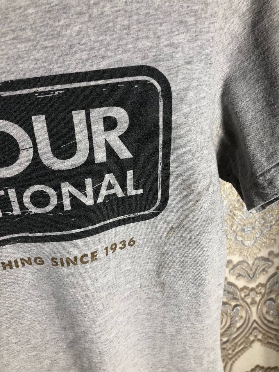 Barbour VINTAGE BARBOUR INTERNATIONAL CASUAL T-SHIRT RETRO Y2K 90s Size US S / EU 44-46 / 1 - 5 Thumbnail