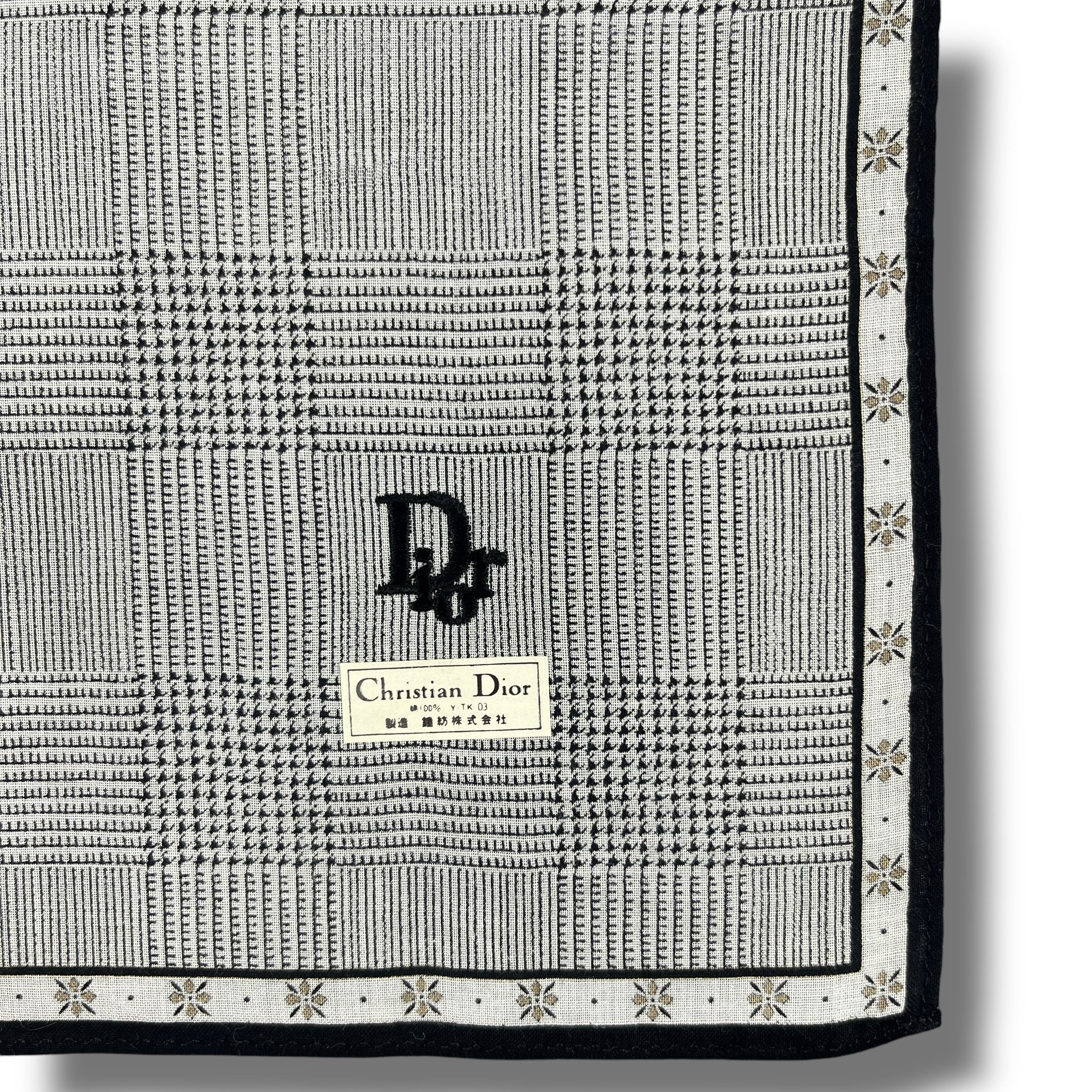 Vintage Christian Dior Handkerchief / Bandana / Neckerchief B034 Size ONE SIZE - 3 Thumbnail