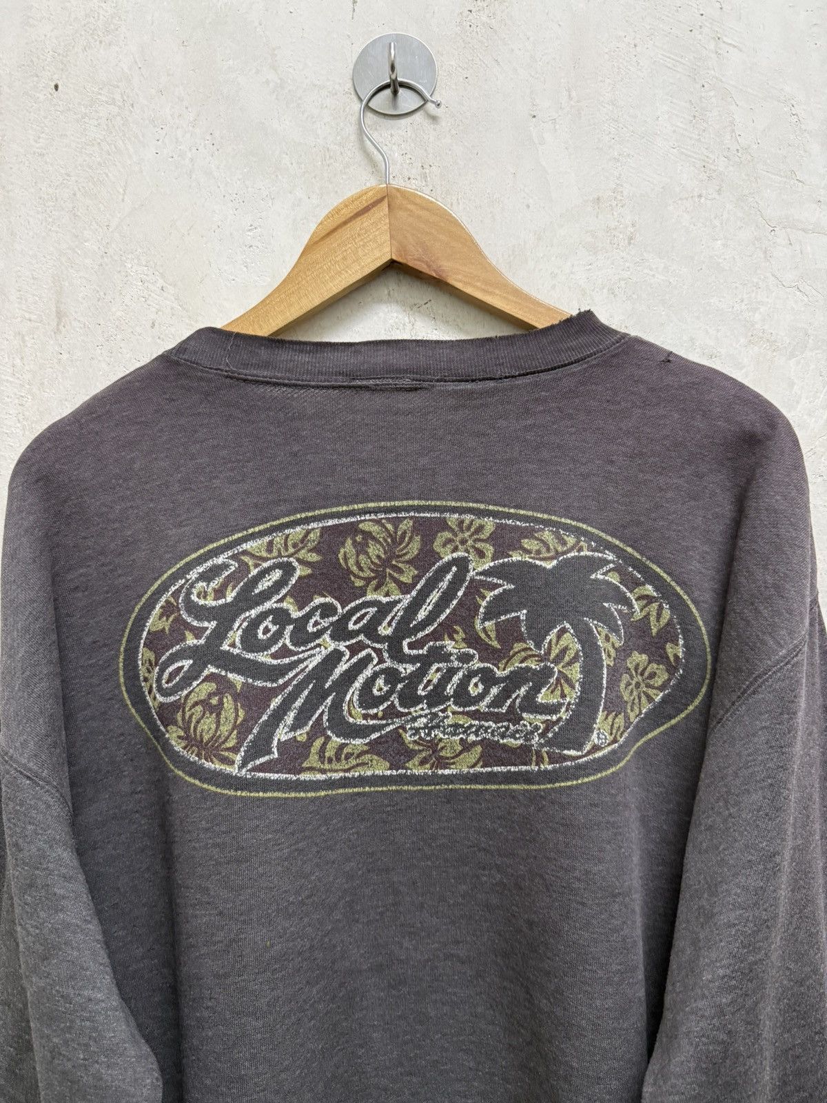 Vintage Vintage 90s Sun Faded Local Motion Distressed Sweatshirt Size US XL / EU 56 / 4 - 2 Thumbnail