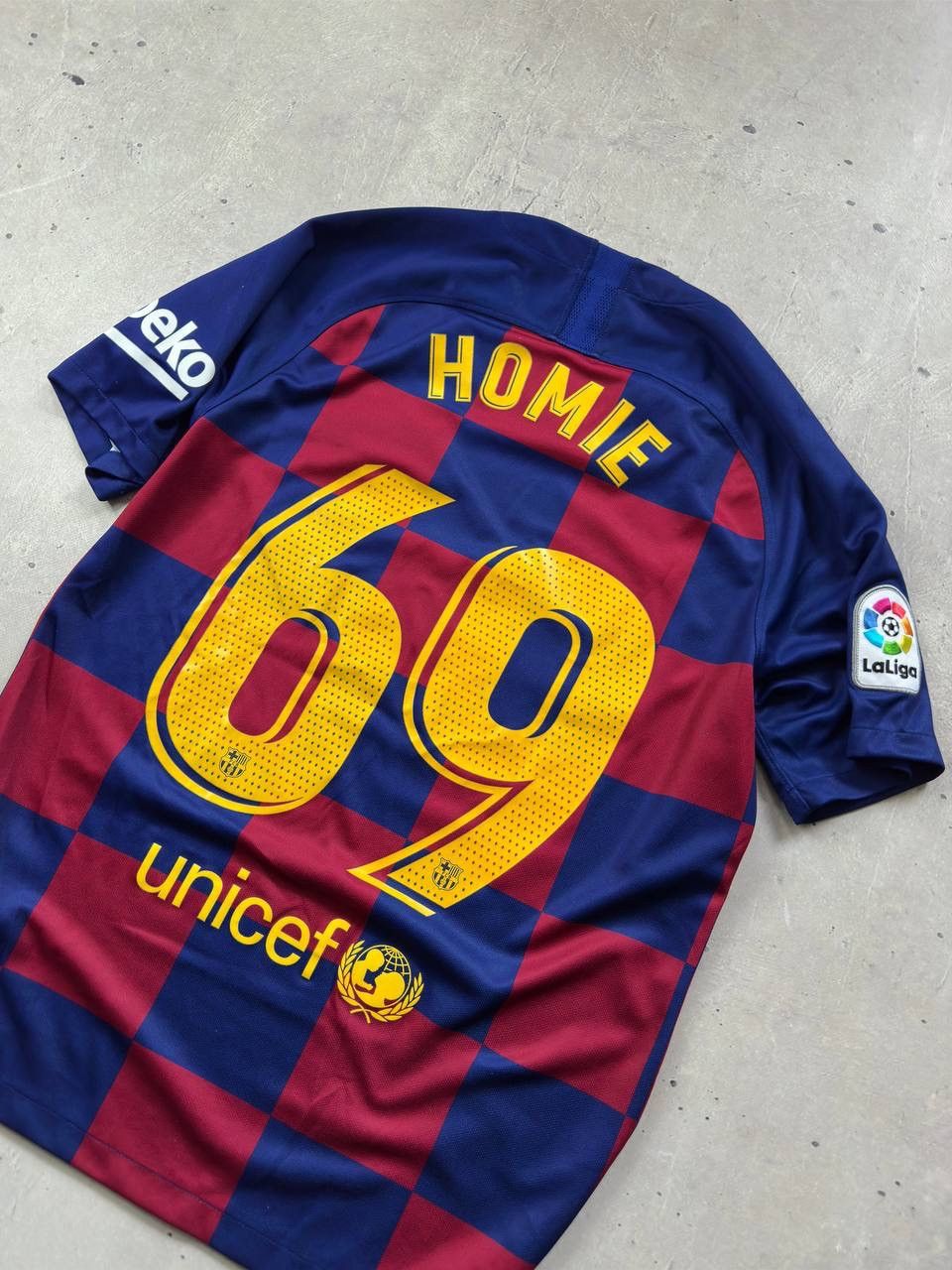 Nike Nike FC Barcelona 2019/20 Custom Football Jersey Size US M / EU 48-50 / 2 - 8 Thumbnail