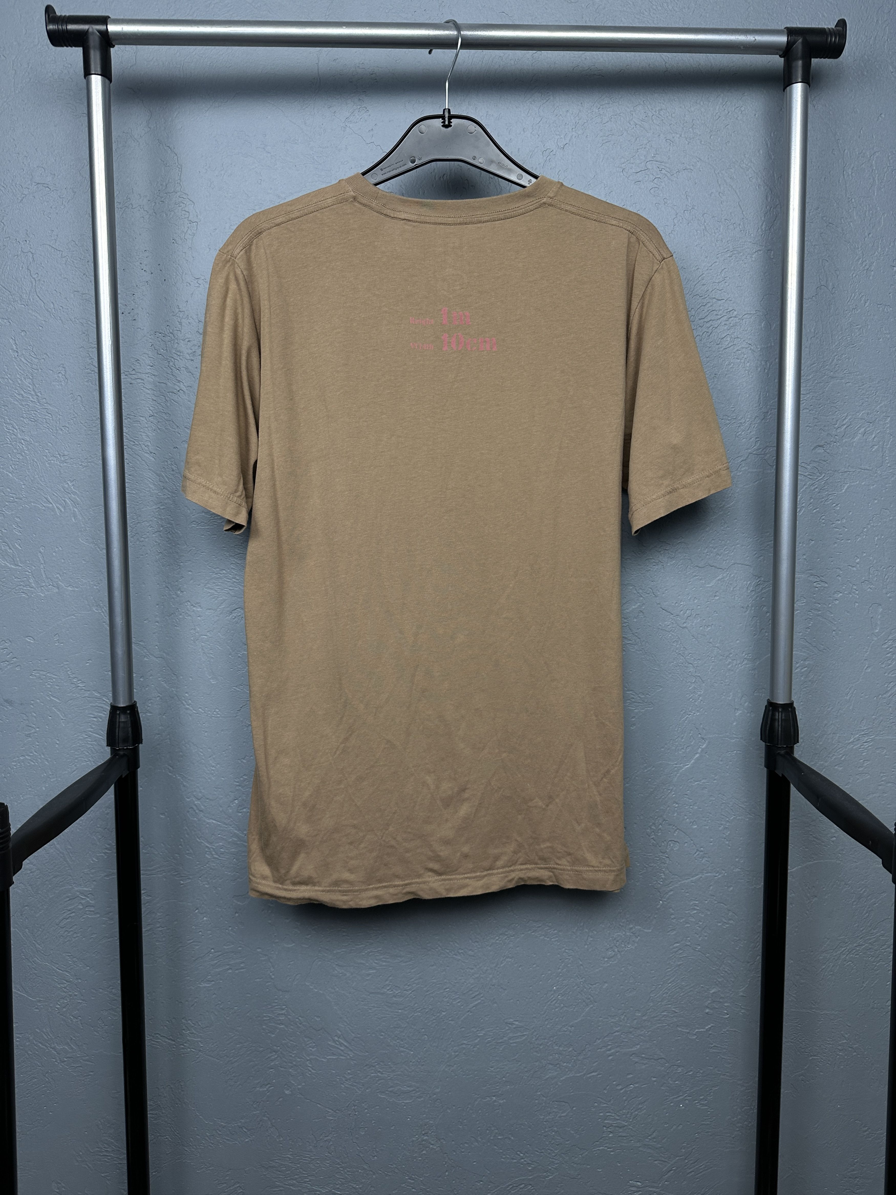 Uniqlo Uniqlo U Utility Attack On Titan Mens T-Shirt Size US M / EU 48-50 / 2 - 6 Thumbnail