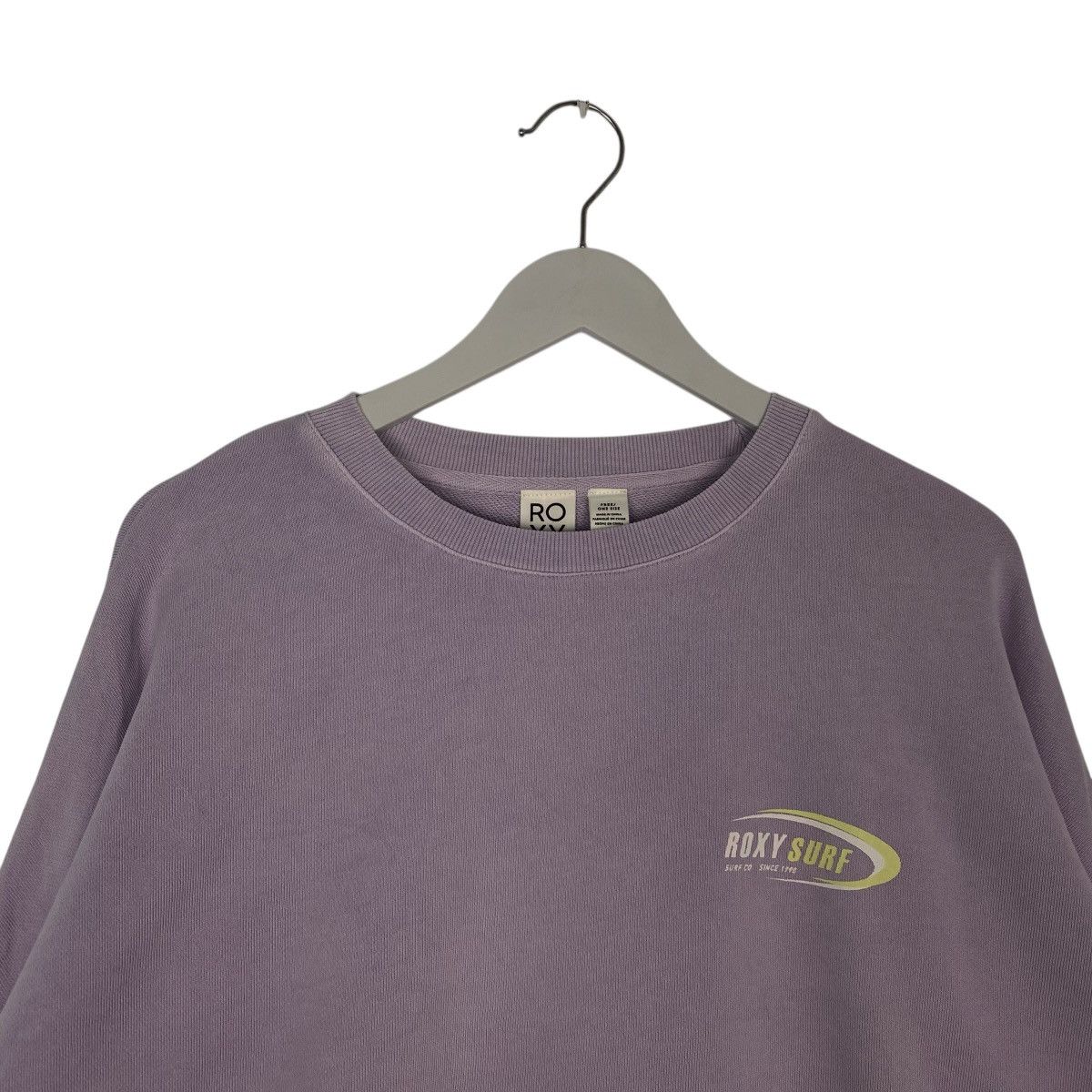Vintage Vintage Roxy Surf Printed Crewneck Sweatshirt Purple Size XL Size XL / US 12-14 / IT 48-50 - 4 Thumbnail