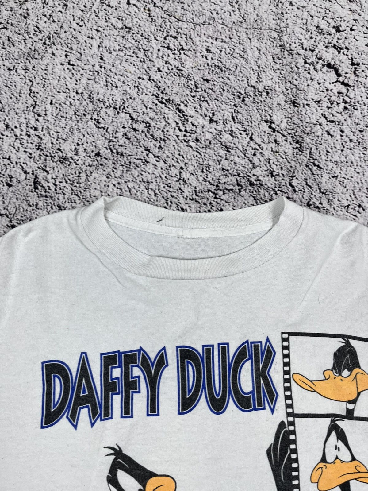 Vintage Daffy Duck vintage 80s one stitch tee Size US XL / EU 56 / 4 - 5 Thumbnail
