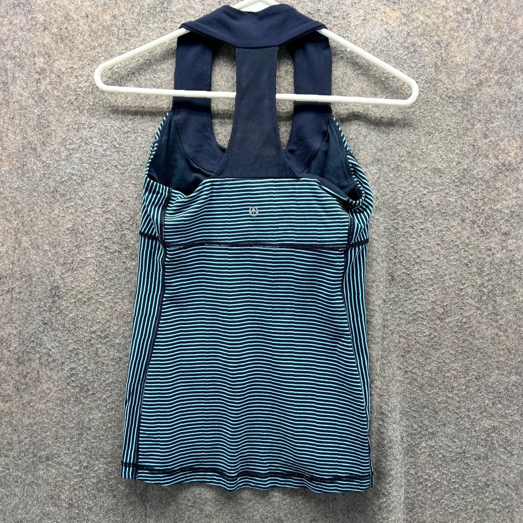 Lululemon VINTAGE Lululemon Shirt Womens 0 Blue Tank Top Racerback Athletic Training Scoop Neck Size XS / US 0-2 / IT 36-38 - 2 Thumbnail