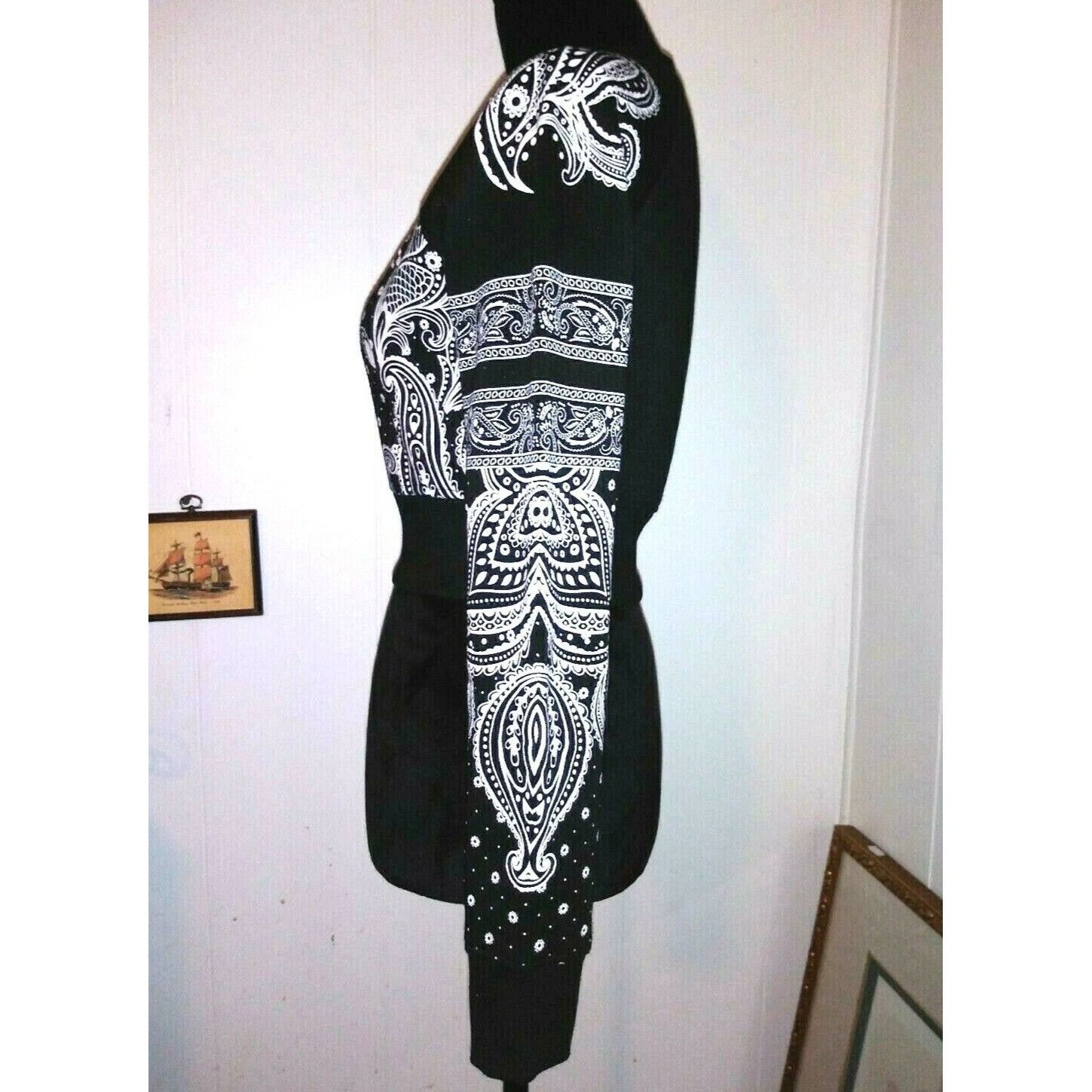 Vintage sweater sweatshirt Pullover Paisley cropped top Sz S/M Size M / US 6-8 / IT 42-44 - 2 Thumbnail