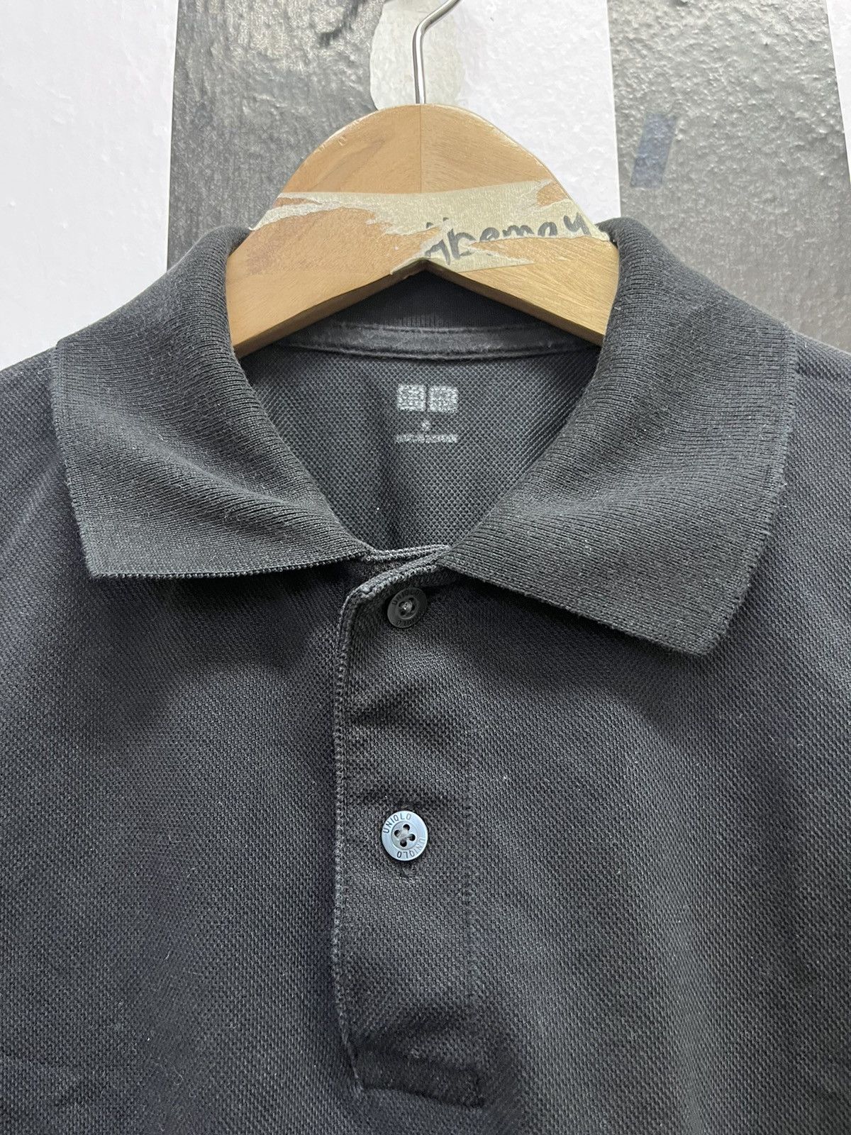 Uniqlo Uniqlo plain shirt Size US S / EU 44-46 / 1 - 4 Thumbnail
