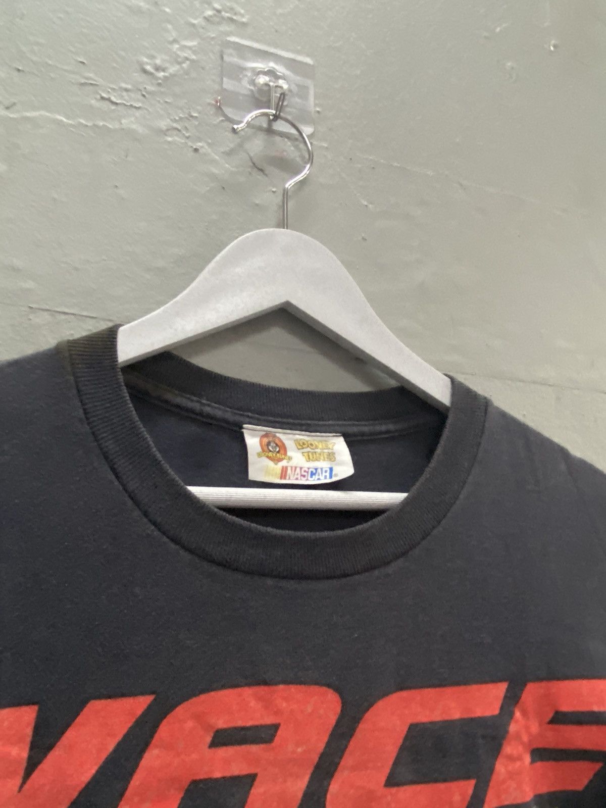 NASCAR VINTAGE WACE LOONEY TUNES WITH NASCAR 1998 TEE SHIRT Size US M / EU 48-50 / 2 - 4 Thumbnail