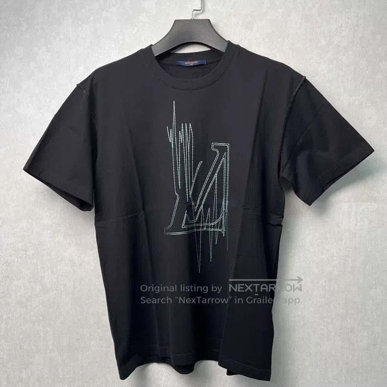 Louis Vuitton Louis Vuitton Letter Frequency Graphic T-Shirt L Size Size US L / EU 52-54 / 3 - 1 Thumbnail