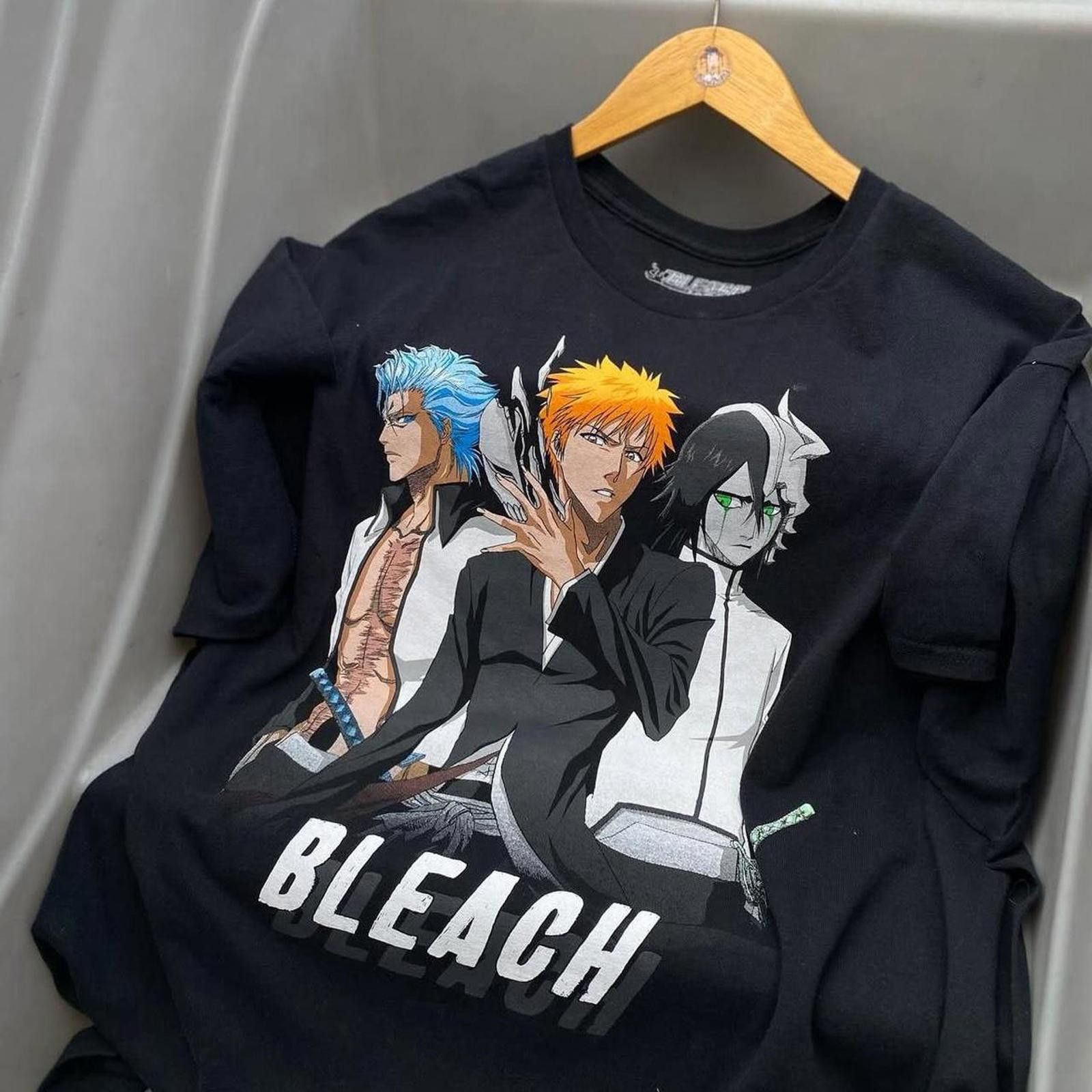 Other Bleach Shonen Jump Tee Size Large Size US L / EU 52-54 / 3 - 2 Thumbnail