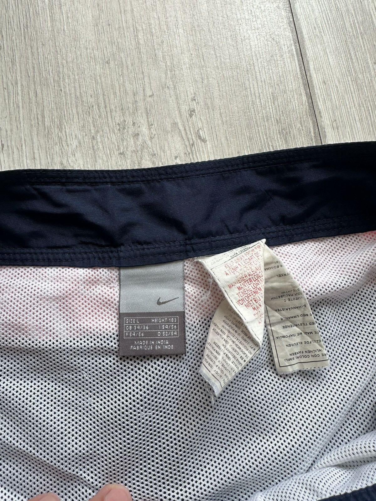 Nike Vintage 90s Nike Swim Shorts Streetwear Size US 33 - 6 Thumbnail