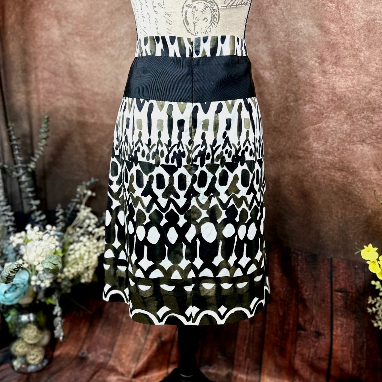 Elie Tahari Elie Tahari Abigail Skirt Black Belt Sand Dune Size 14 Size 36" / US 14 / IT 50 - 9 Thumbnail