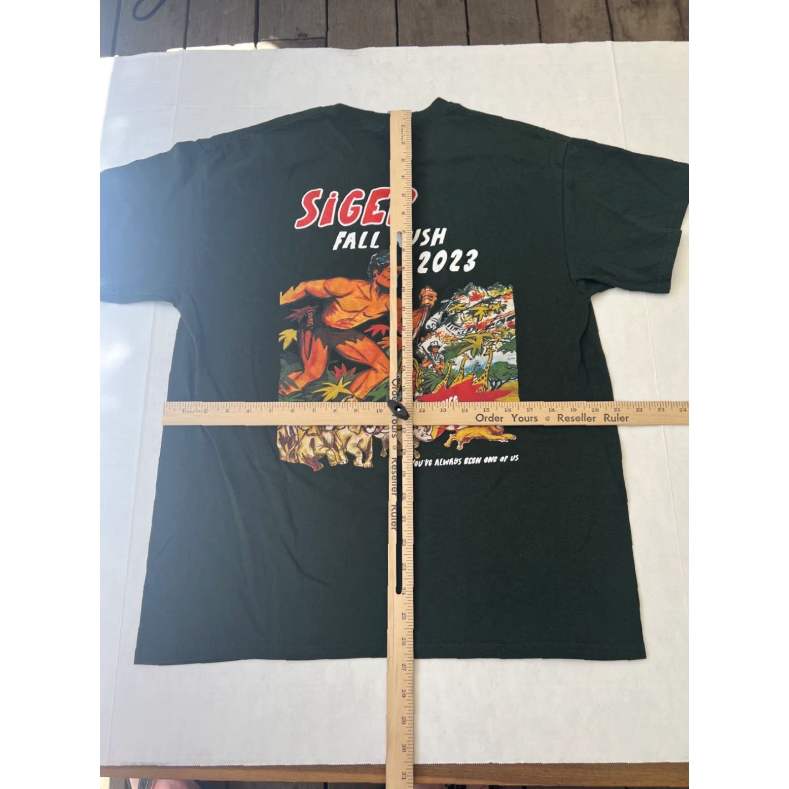 Gildan VINTAGE Sigma Phi Epsilon SigEp Fall Rush 2023 Tarzan Jungle Theme Shirt Large Size US L / EU 52-54 / 3 - 7 Thumbnail