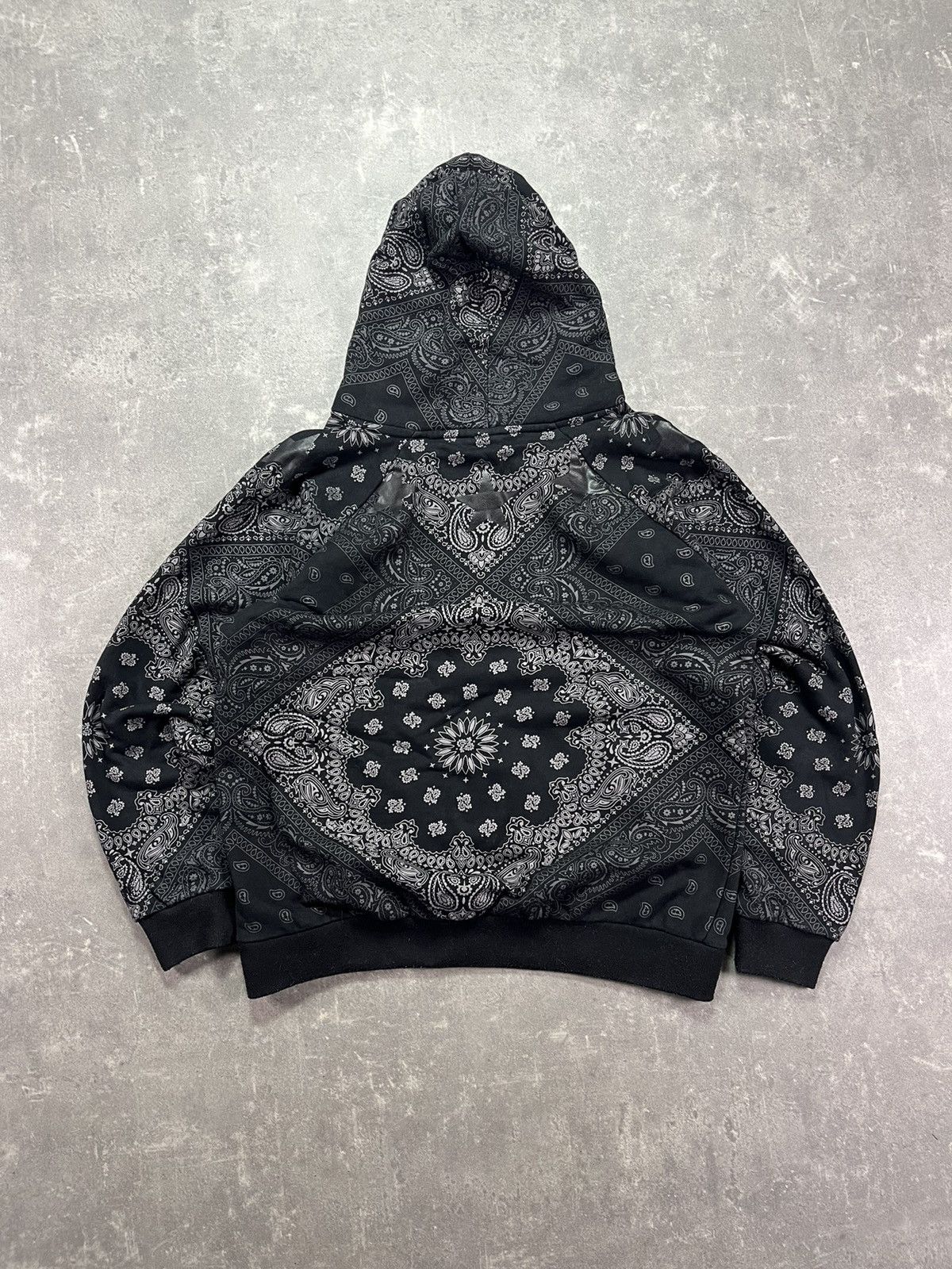 Pelle Pelle Pelle Pelle Bandana Print AOP Hoodie L Rare Size US L / EU 52-54 / 3 - 2 Thumbnail