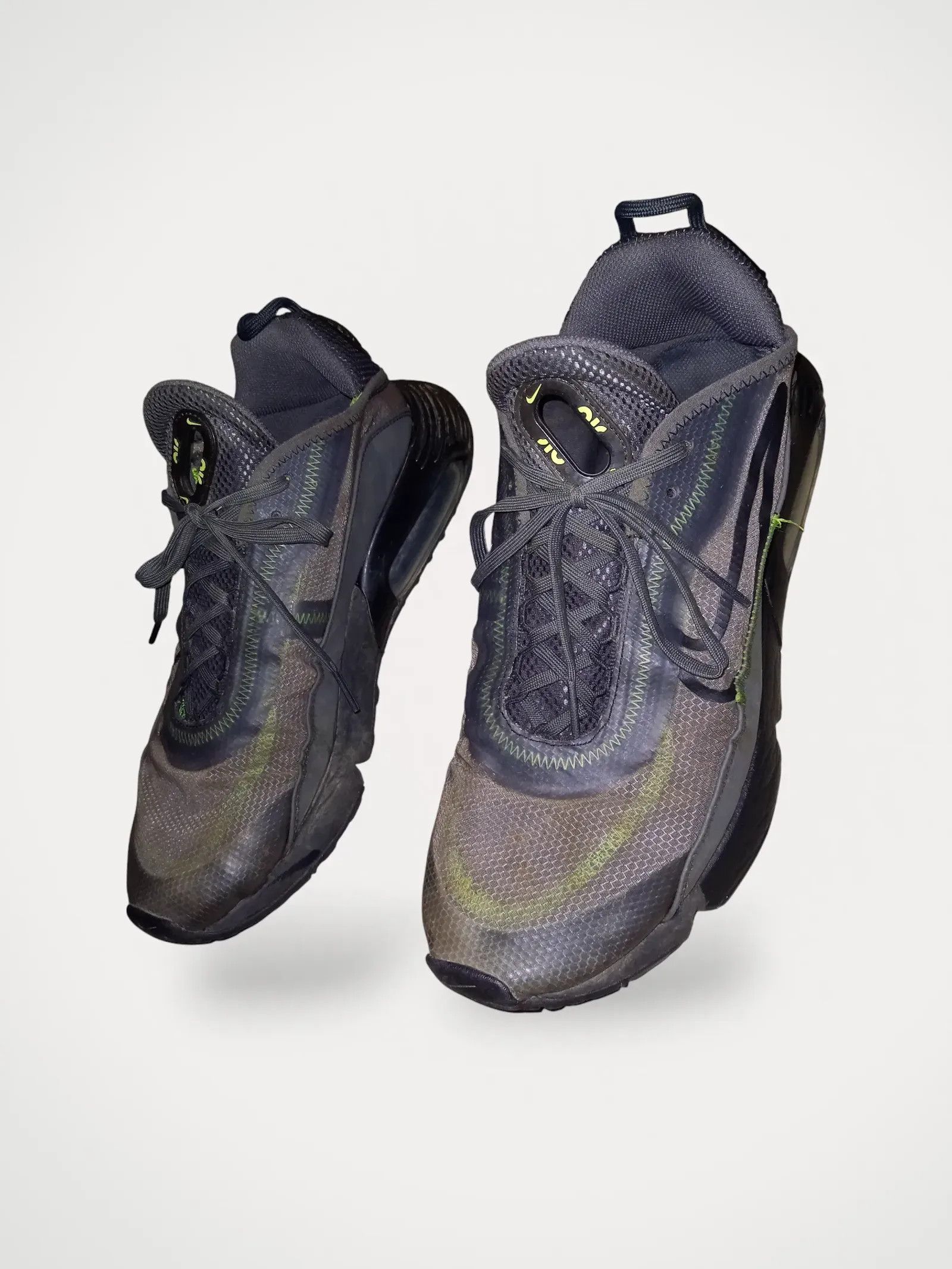 Nike Nike Sneakers Size US 13 / EU 46 - 1 Thumbnail