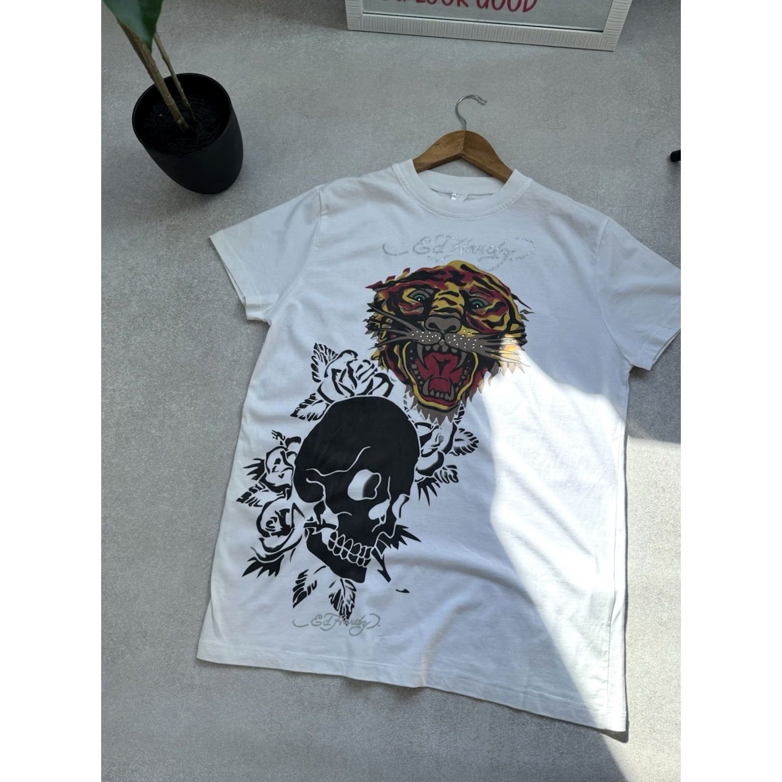 Ed Hardy VINTAGE Ed Hardy T-Shirt Unisex White XL Tiger Skull Y2K Ed Hardy Tiger Shirt Logo Graphic Print Short Sleeve Mens Womens Size US XL / EU 56 / 4 - 4 Thumbnail