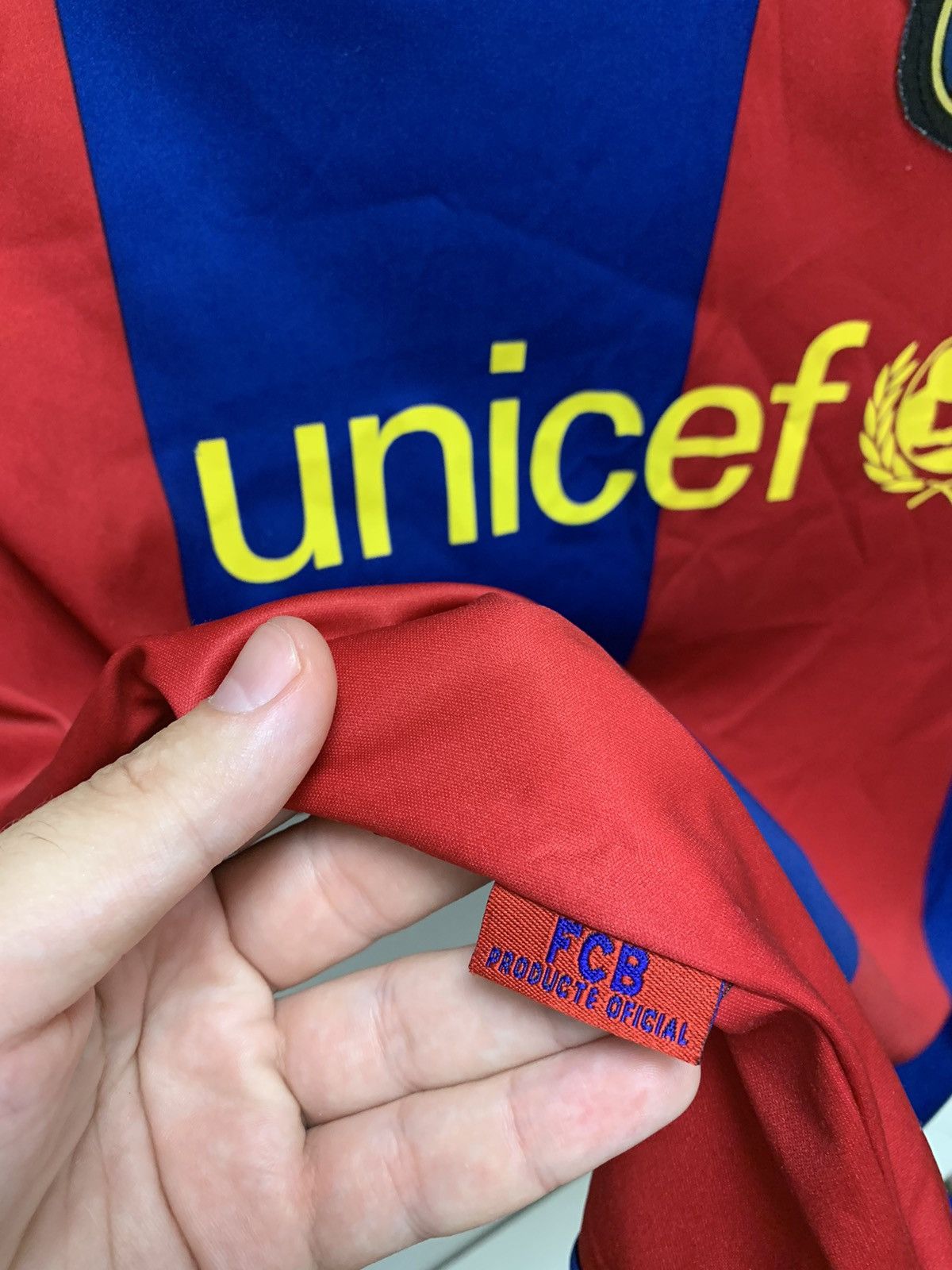 Other Henry 12 Barcelona soccer jersey L sz unicef Size US L / EU 52-54 / 3 - 7 Thumbnail