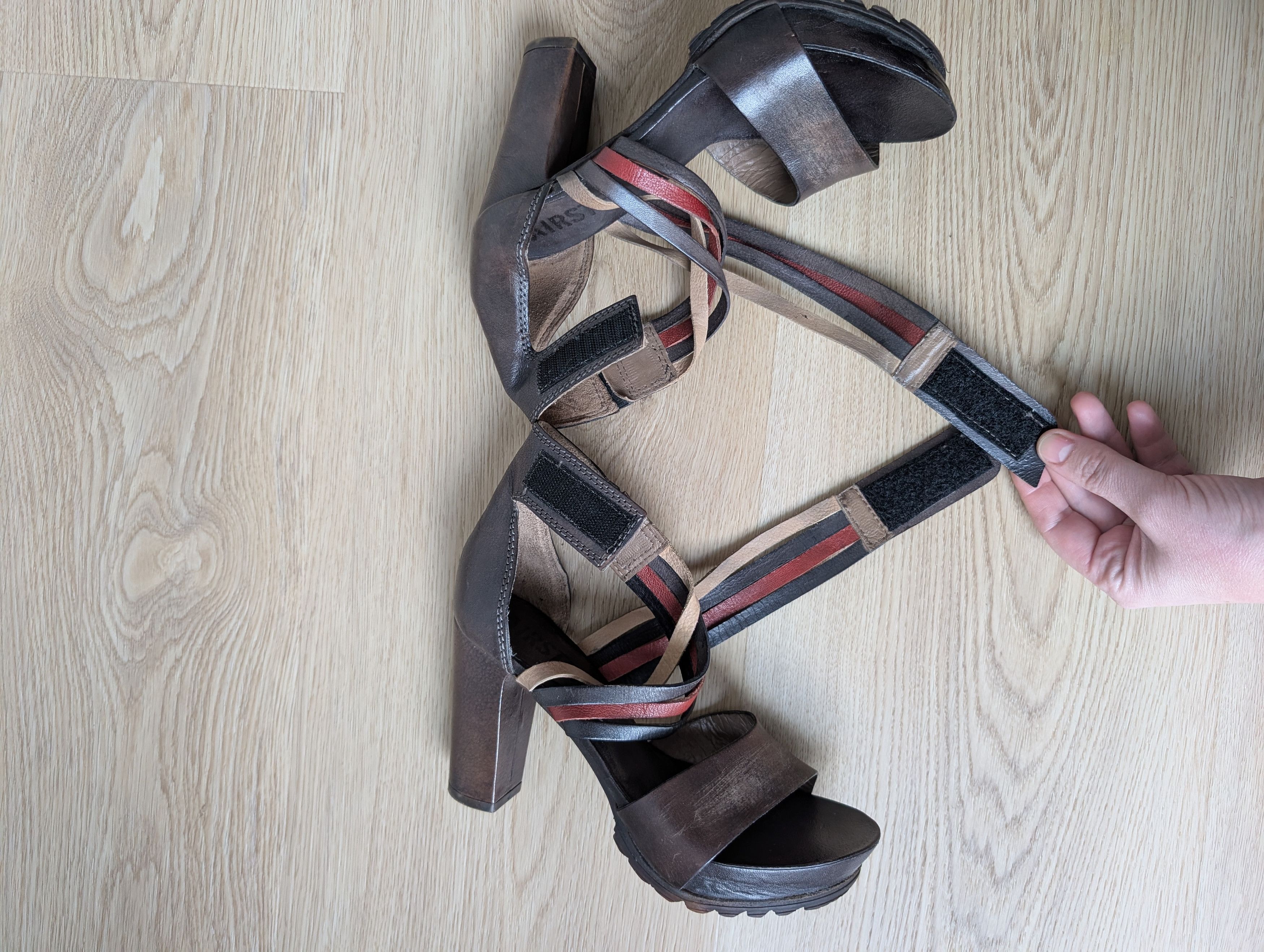 A.S.98 A.S. 98 Italian Womens Strappy Leather Heeled Sandals Size US 6 / IT 36 - 5 Thumbnail