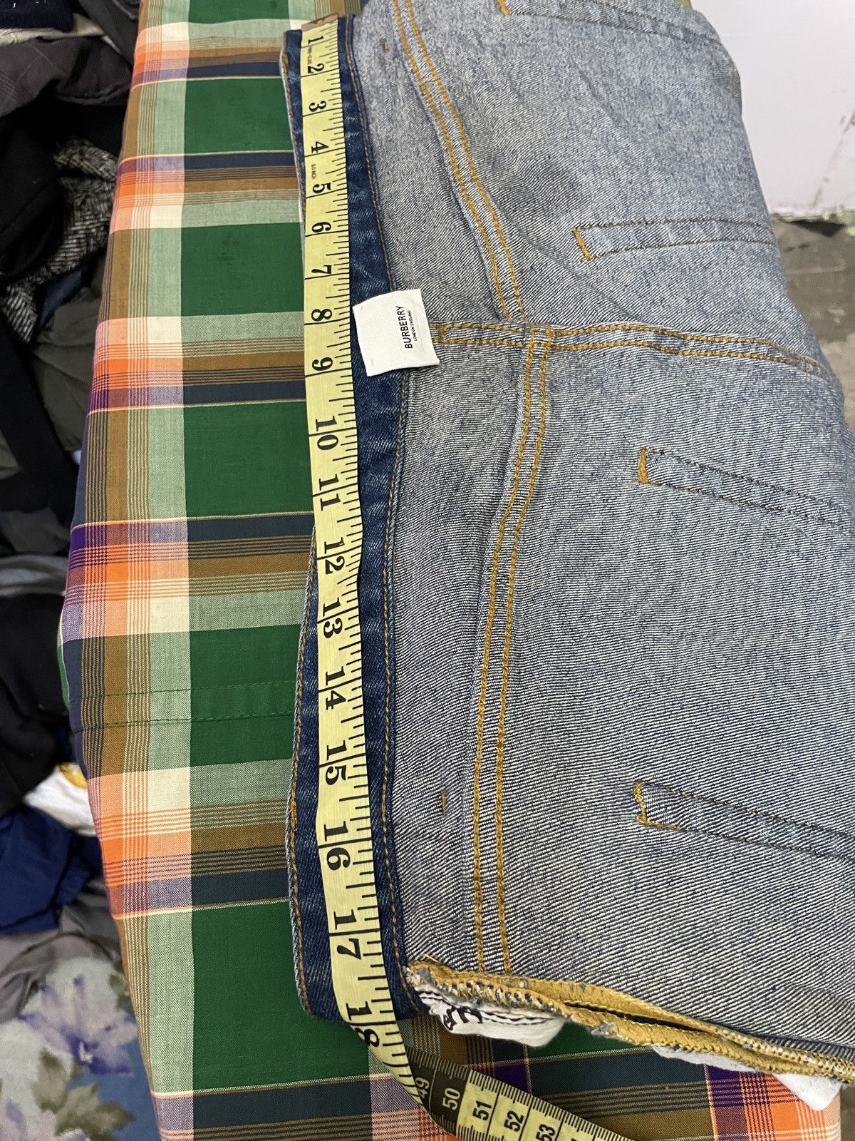 Burberry × Vintage MEN JEANS BURBERRY LONDON ENGLAND Size US 35 - 12 Thumbnail