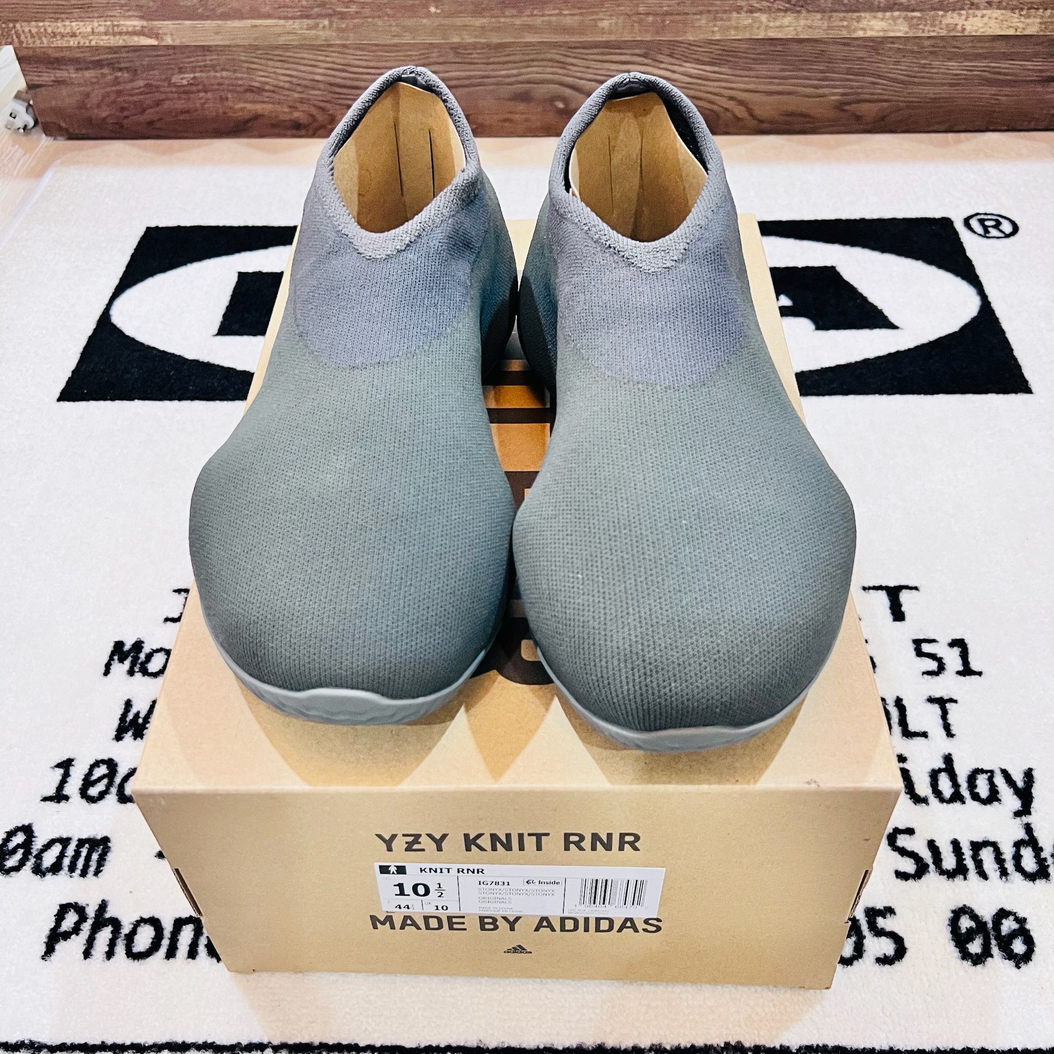 Yeezy NEW in Box Yeezy knit runner stone onyx Size US 10.5 / EU 43-44 - 2 Thumbnail