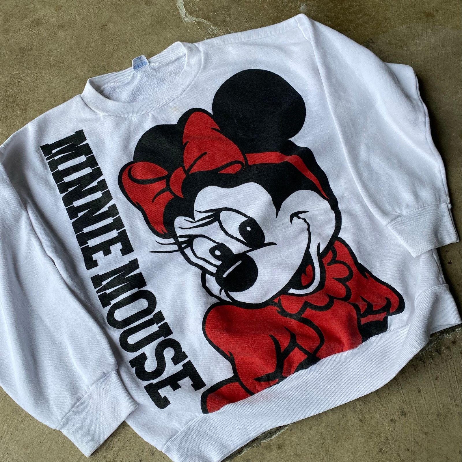 Vintage VINTAGE MINNIE MOUSE AOP CREWNECK SWEATSHIRT MEDIUM Size US M / EU 48-50 / 2 - 2 Thumbnail