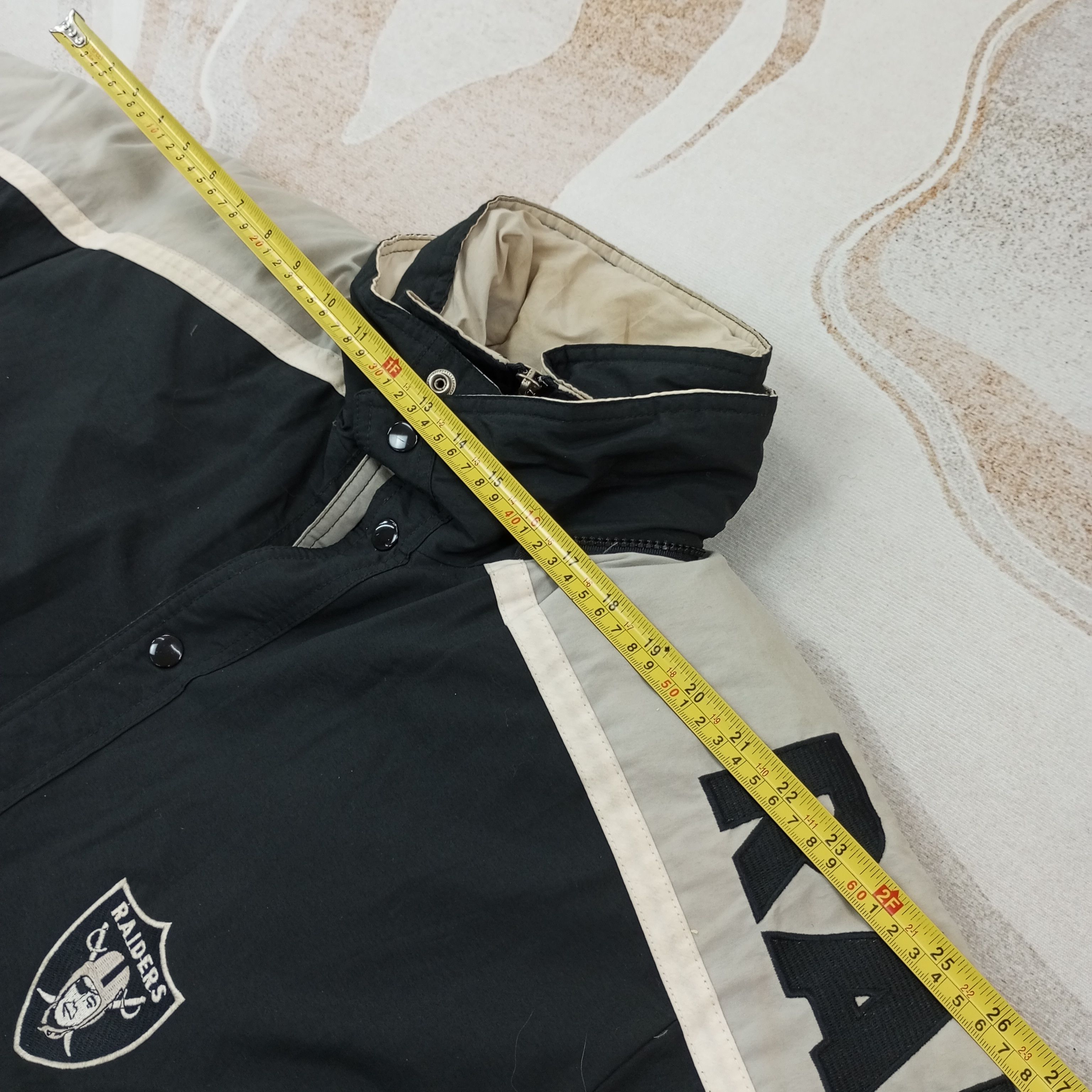 NFL Raiders NFL Football Team Jacket c230n24 Size US XXL / EU 58 / 5 - 9 Thumbnail