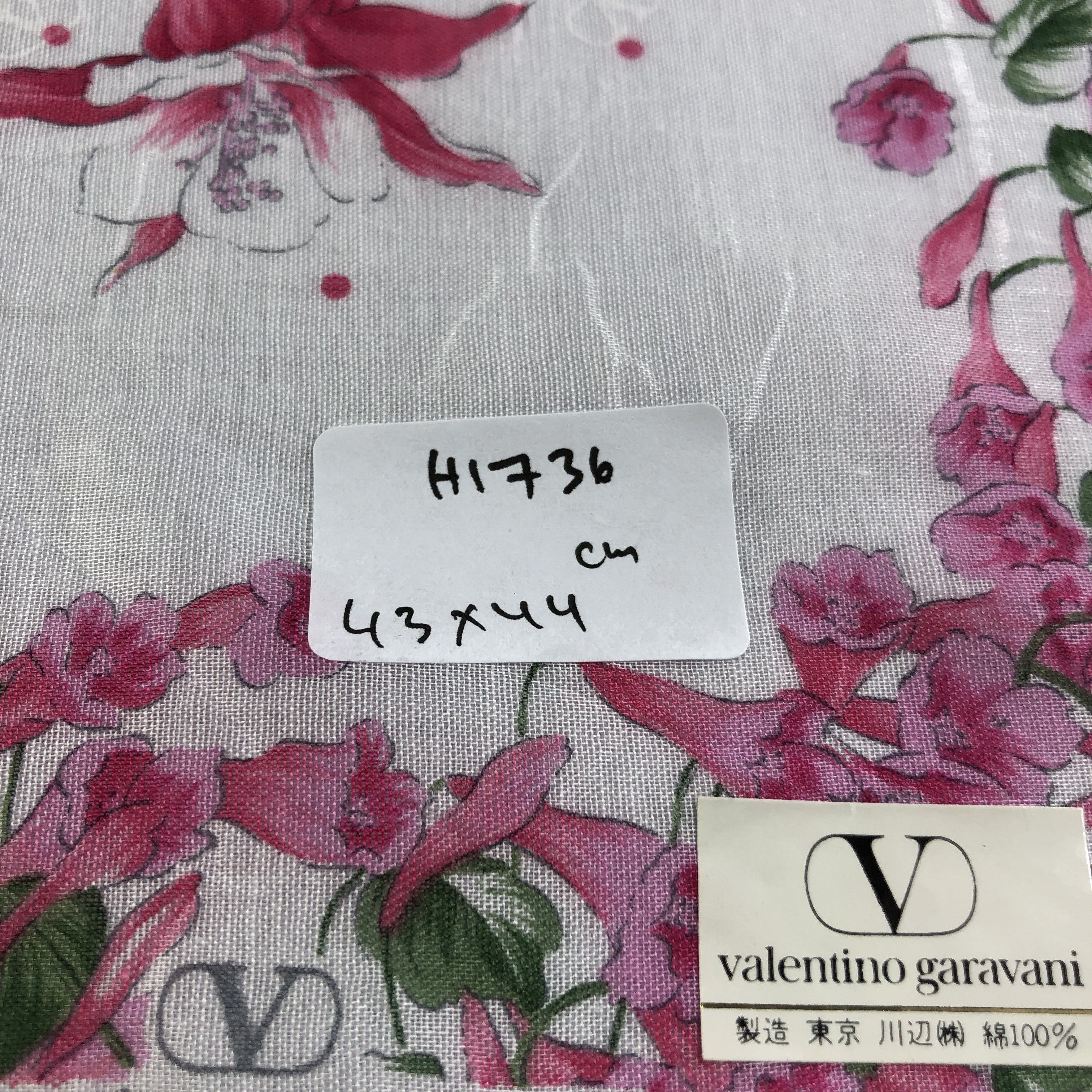 Vintage Valentino Garavani Handkerchief Neckerchief Bandana H1736 Size ONE SIZE - 6 Thumbnail