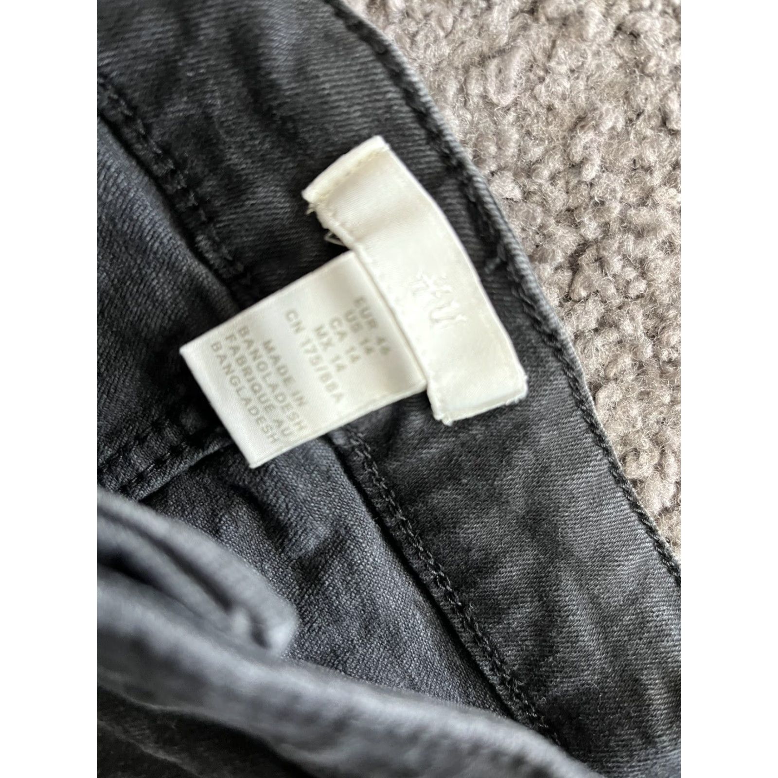 H&M H&M Jeans Skinny Jeggings Black 14 Adult 29in Inseam 5-Pocket Denim Stretch Womens Size 36" / US 14 / IT 50 - 5 Thumbnail