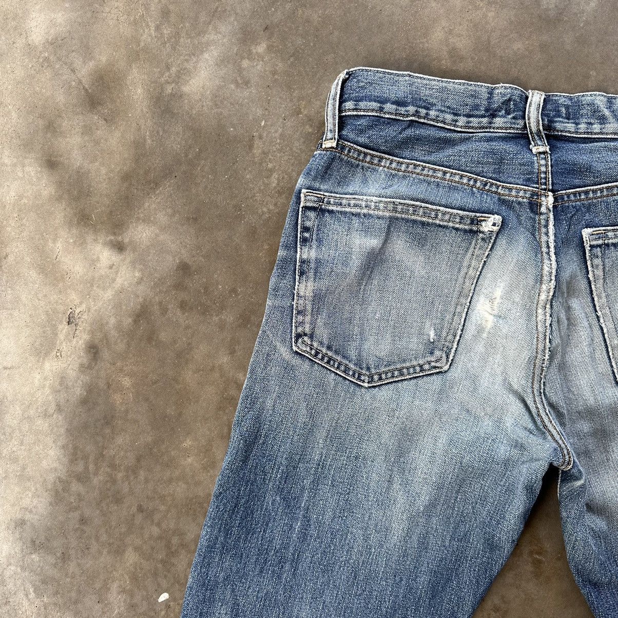 Japanese Brand Vintage Japanese Jean Distressed Denim Faded Pant W28 Size US 28 / EU 44 - 12 Thumbnail