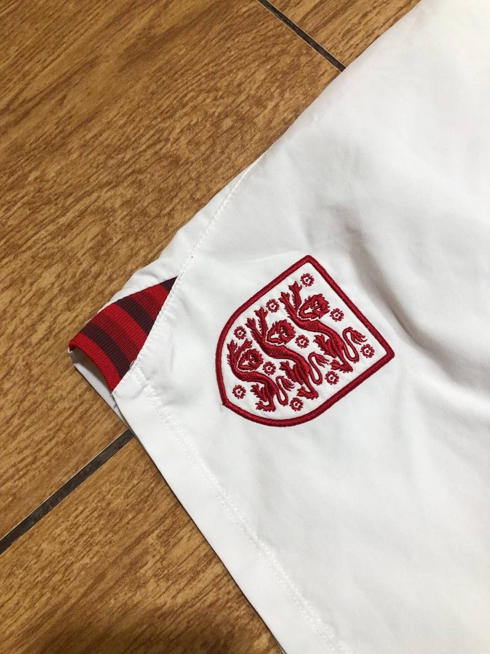 Umbro UMBRO ENGLAND Men’s Elastic Waist Shorts Casual Fit Size US 32 / EU 48 - 3 Thumbnail