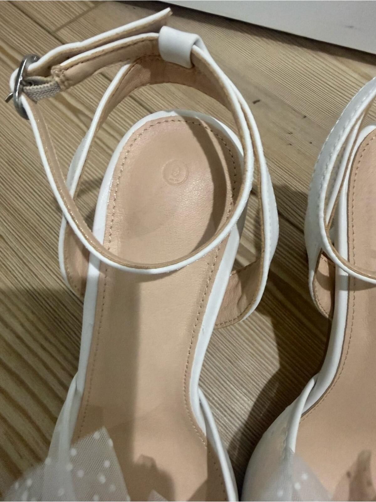 Other White Ankle-Strap Heels with Polka-Dot Tulle Bow Size US 9 / IT 39 - 4 Thumbnail