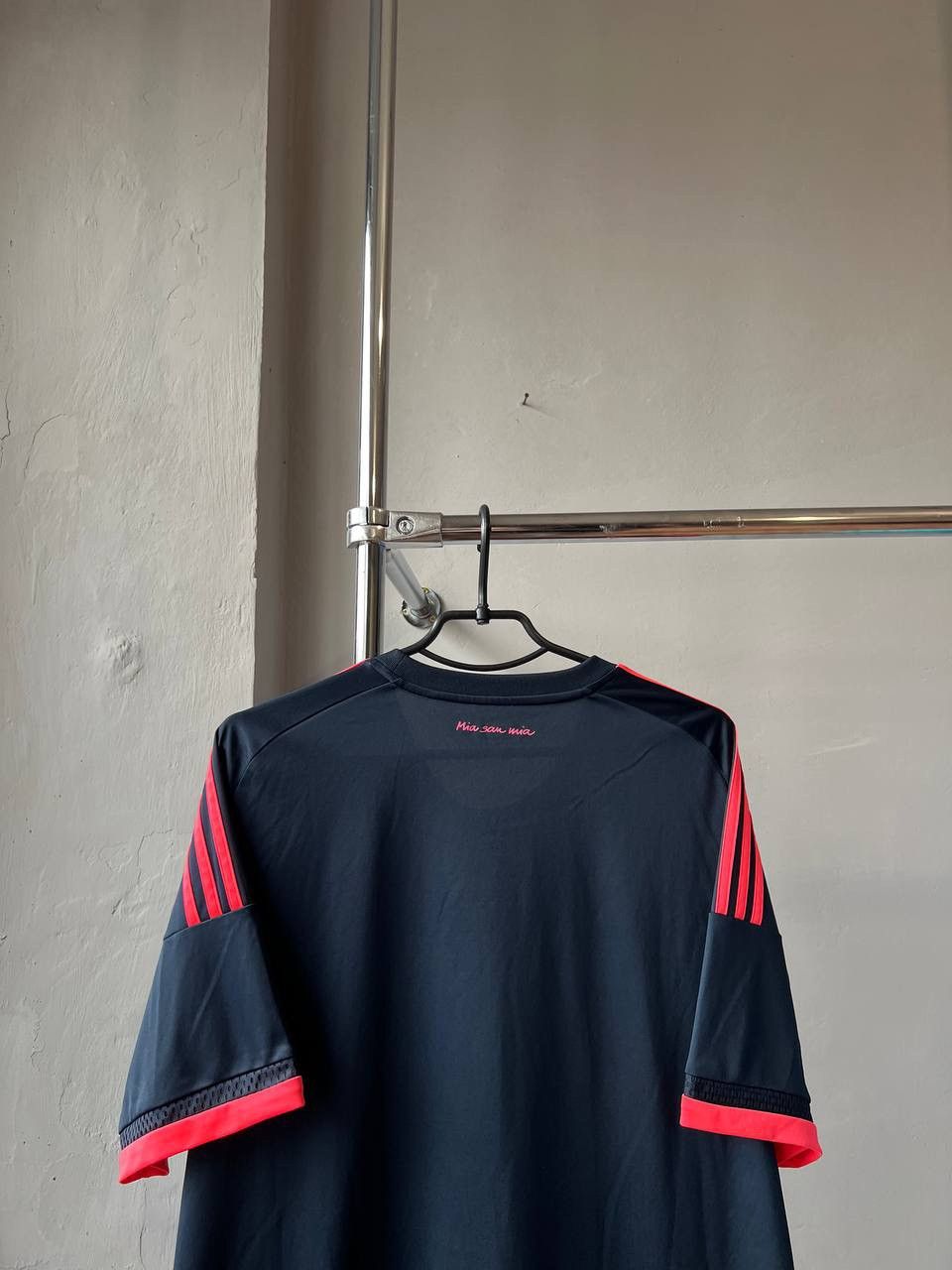 Adidas 2015/16 BAYERN MUNICH AWAY SOCCER JERSEY FOOTBALL SHIRT XL Size US XL / EU 56 / 4 - 11 Thumbnail