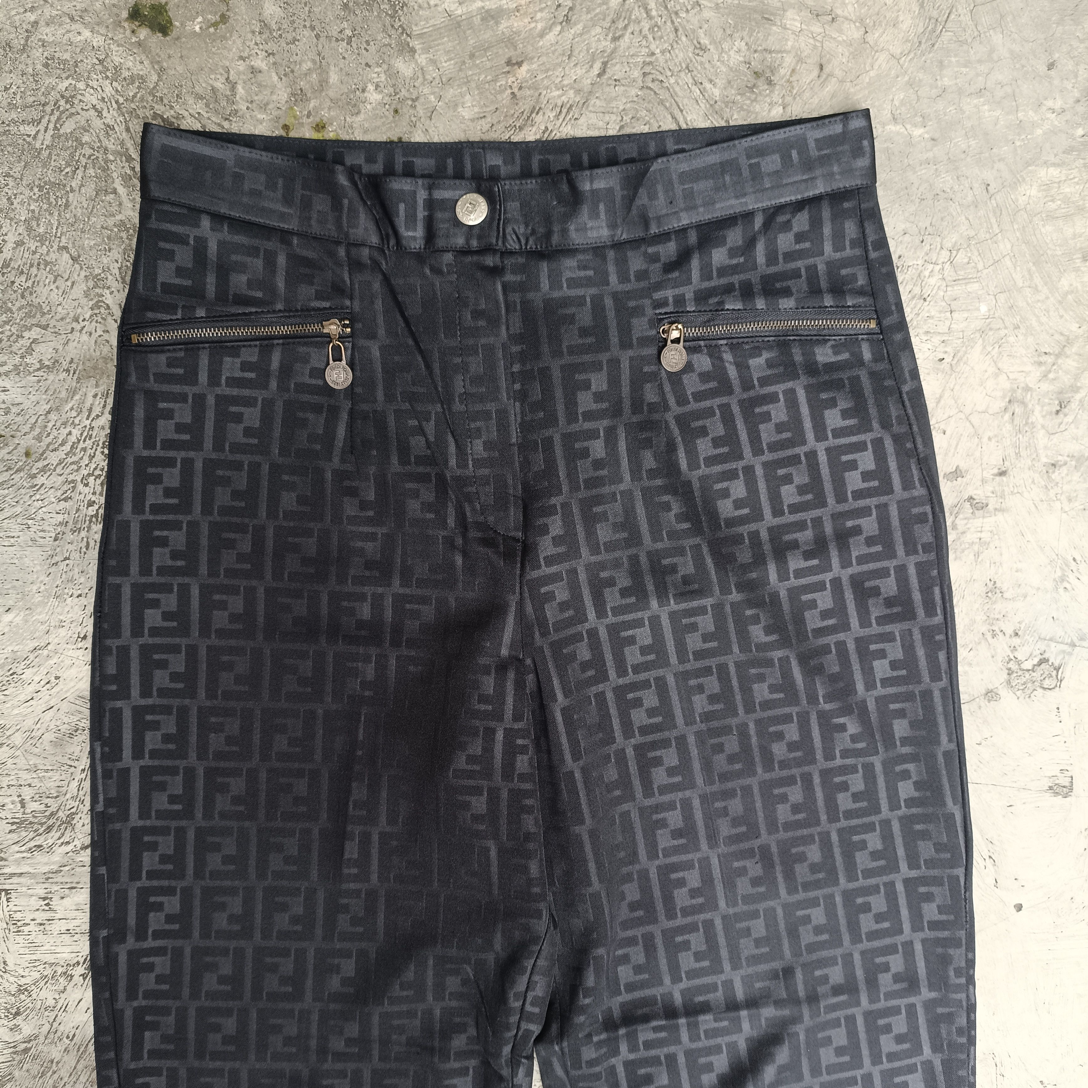 Fendi Vintage Fendi Monogram Pants Size 30" / US 8 / IT 44 - 2 Thumbnail