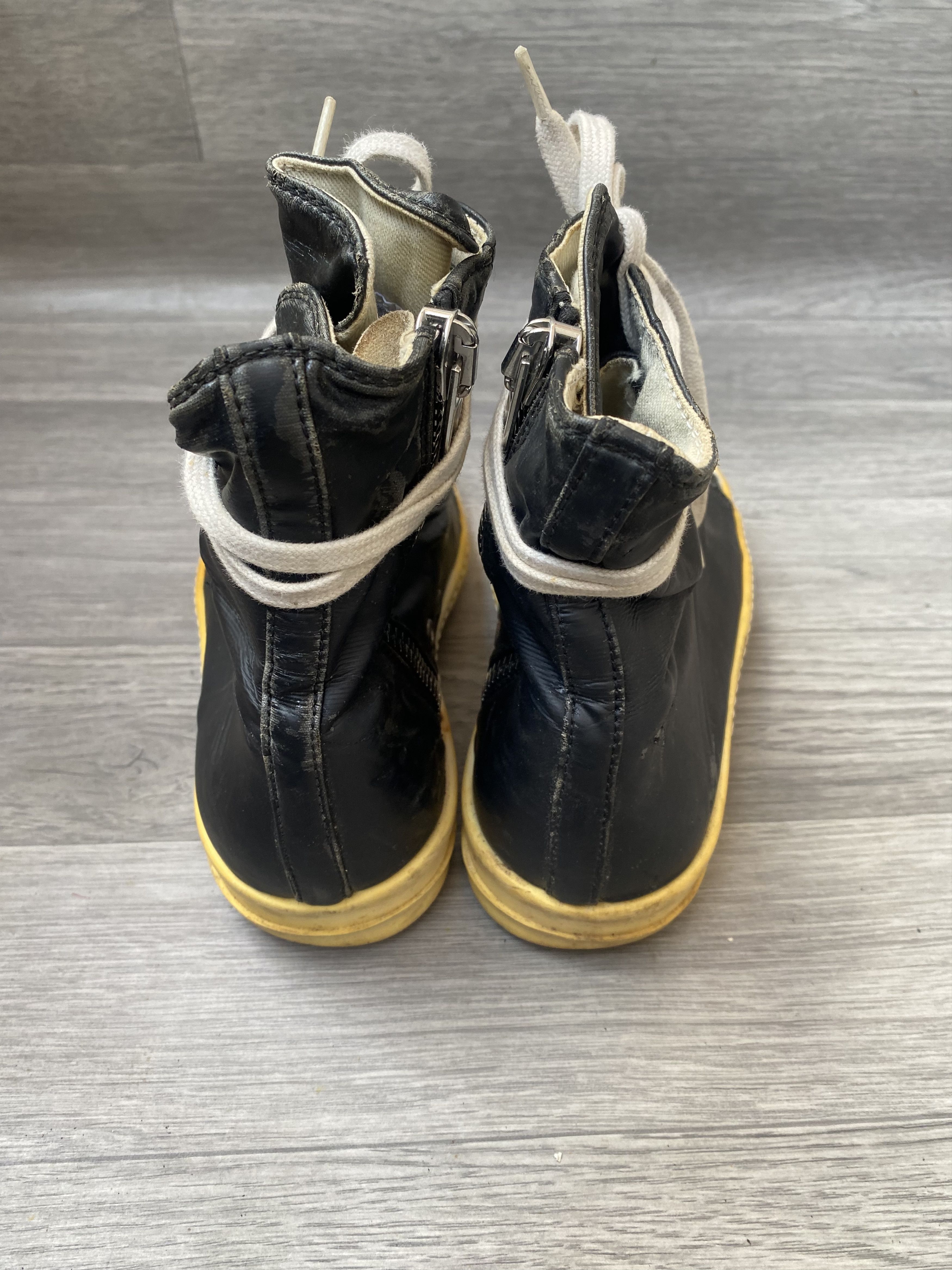 Rick Owens Drkshdw Rick owens drkshdw ramones black hi-top sneakers Size US 7.5 / EU 40-41 - 5 Thumbnail