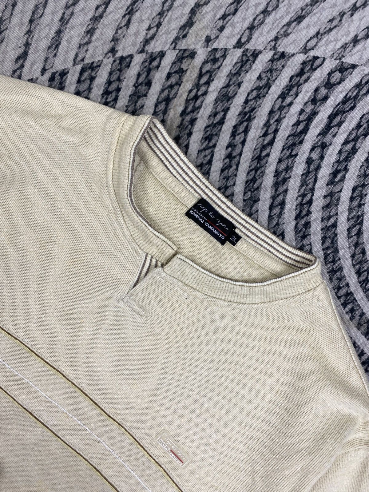 Kansai Yamamoto Vintage Kansai Yamamoto Beige Sweatshirt Size US M / EU 48-50 / 2 - 5 Thumbnail