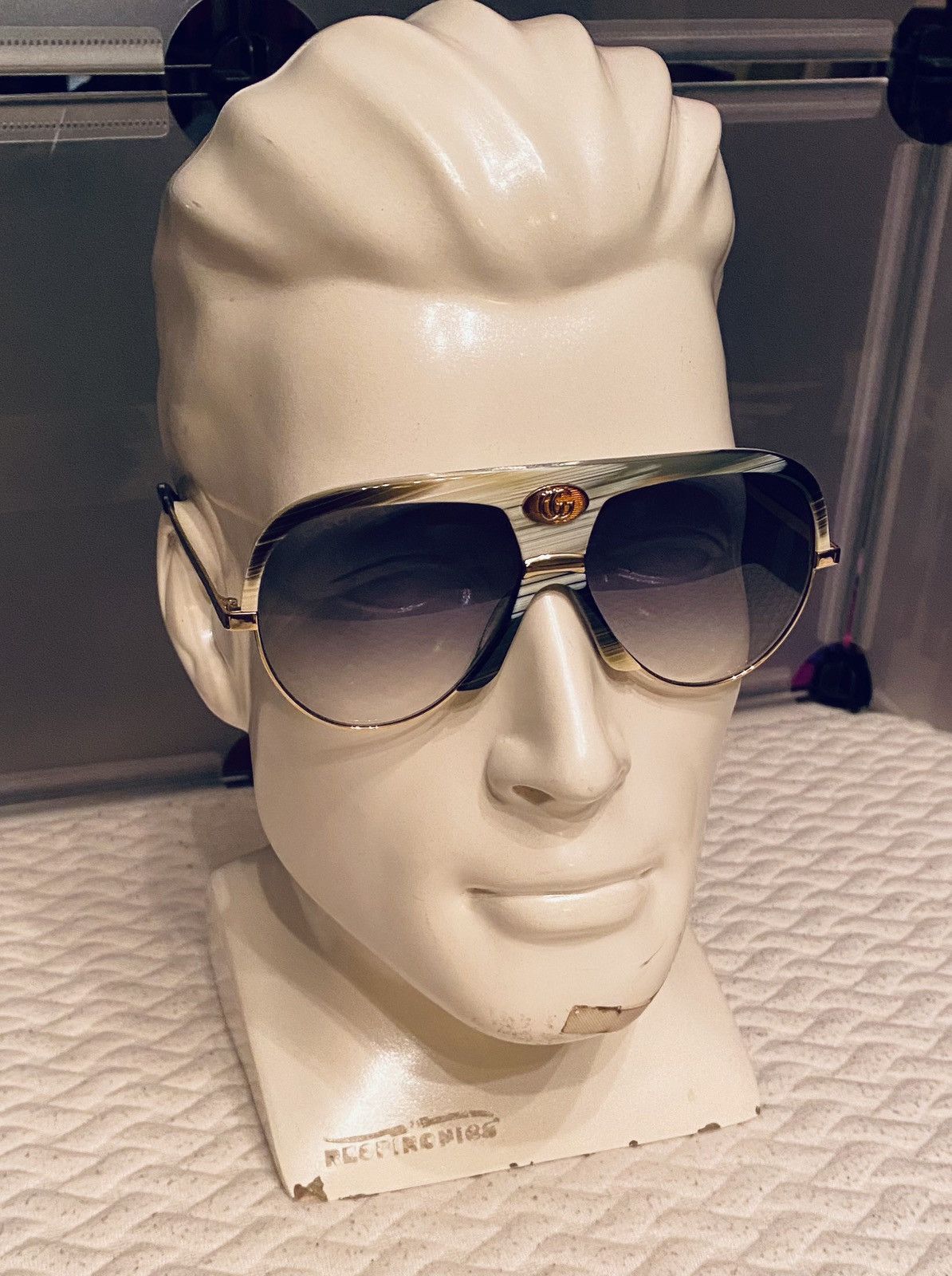 Gucci Gucci 🇯🇵 Grey/Moss Resin Amber GG Inlay Bridge Metal Gold NEW Size ONE SIZE - 1 Thumbnail