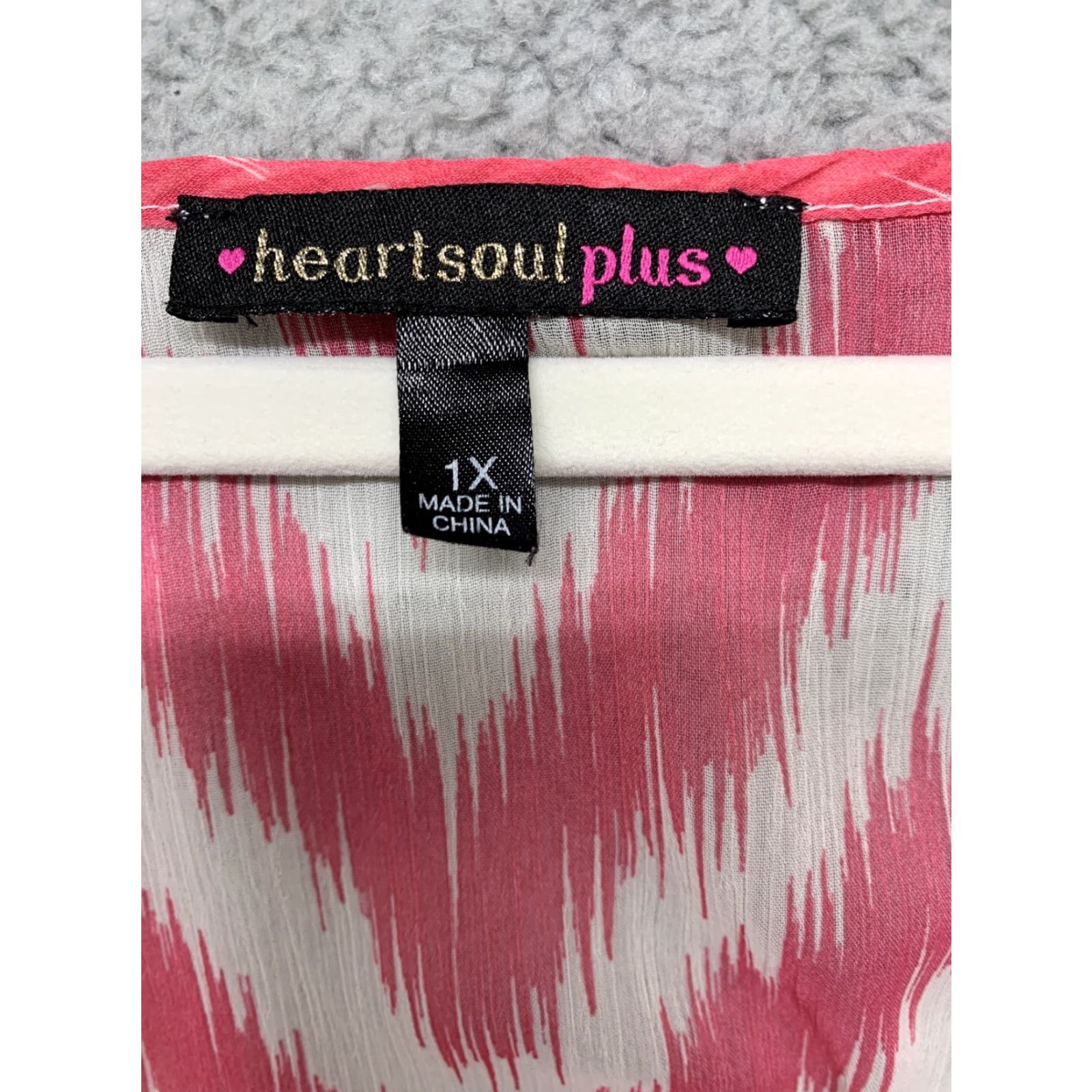 Vintage Heart Soul Shirt 1X Pink White Chevron Scoop Neck 3/4 Sleeves Semi-Sheer Blouse Tunic Womens Plus Vintage No Size XL / US 12-14 / IT 48-50 - 7 Thumbnail