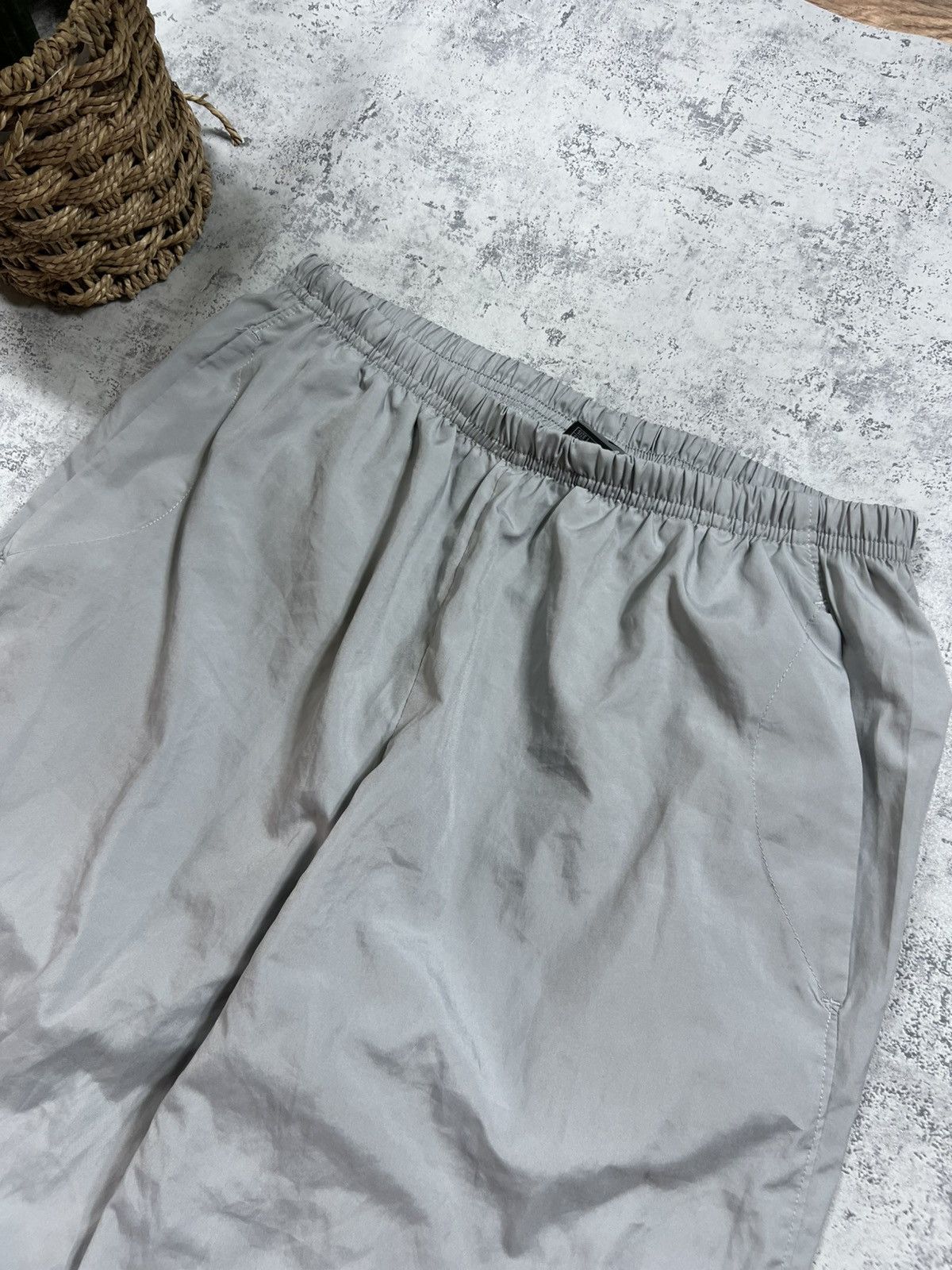 Nike 90s Nike Swoosh Vintage Y2K Gorpcore Parachute Pants Size US 32 / EU 48 - 2 Thumbnail