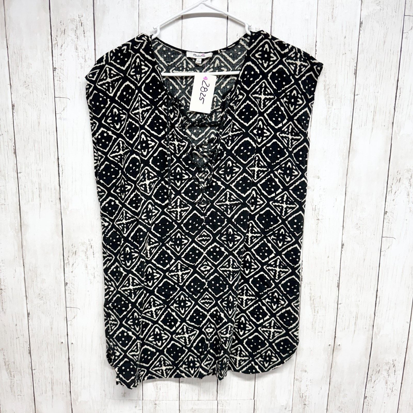 Madewell Madewell Shirt Size Small Cutout Front Cap Sleeve Blouse Size S / US 4 / IT 40 - 1 Thumbnail