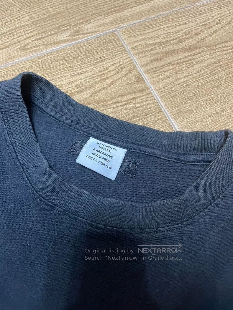 Vetements Vetements Slogan Short Sleeve Size US S / EU 44-46 / 1 - 3 Thumbnail