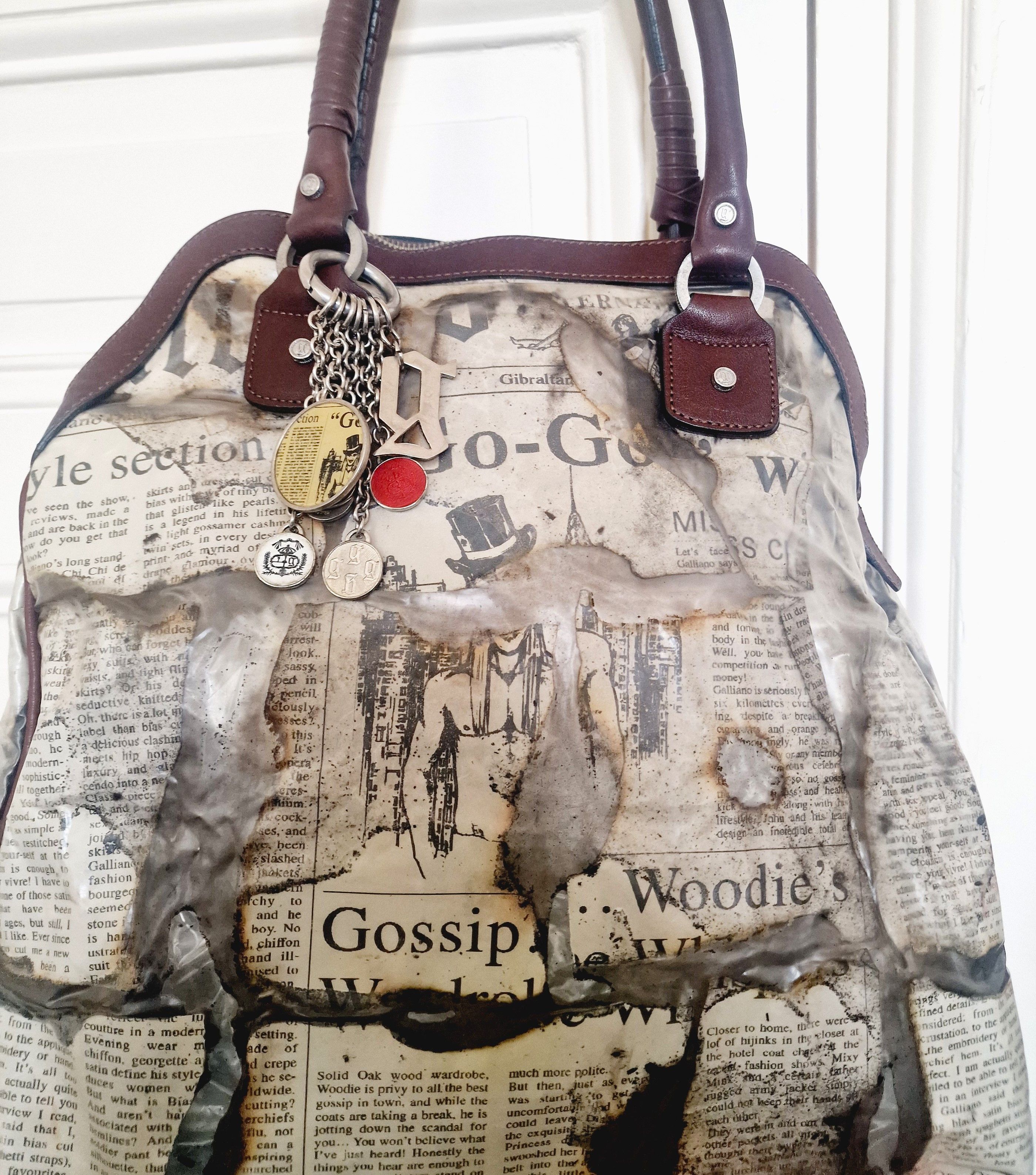 バッグ John Galliao Archive Newspaper Bag バッグ John Galliao Archive Newspaper Bag JOHN GALLIANO